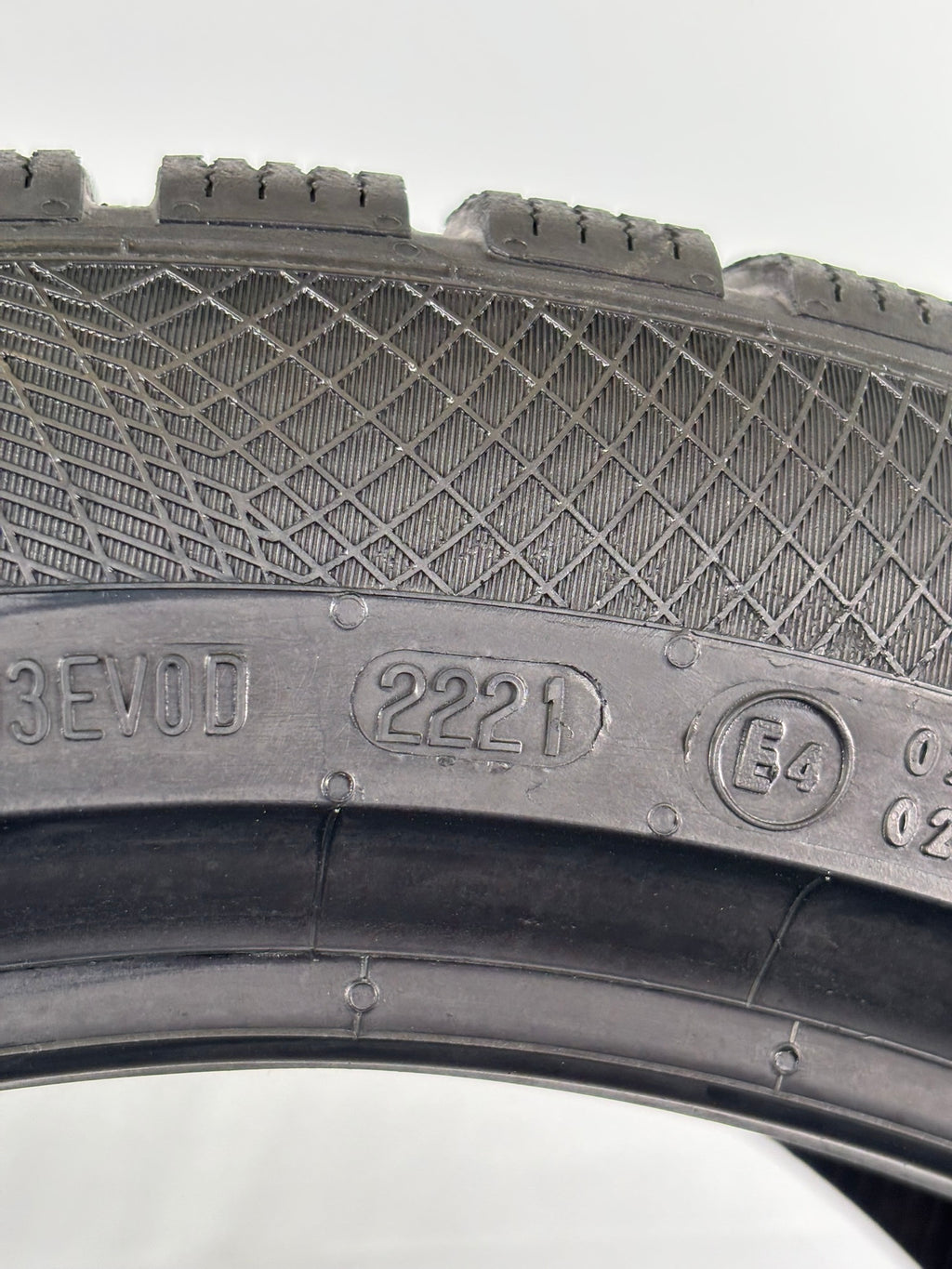 235/45 R17 94H Continental WinterContact