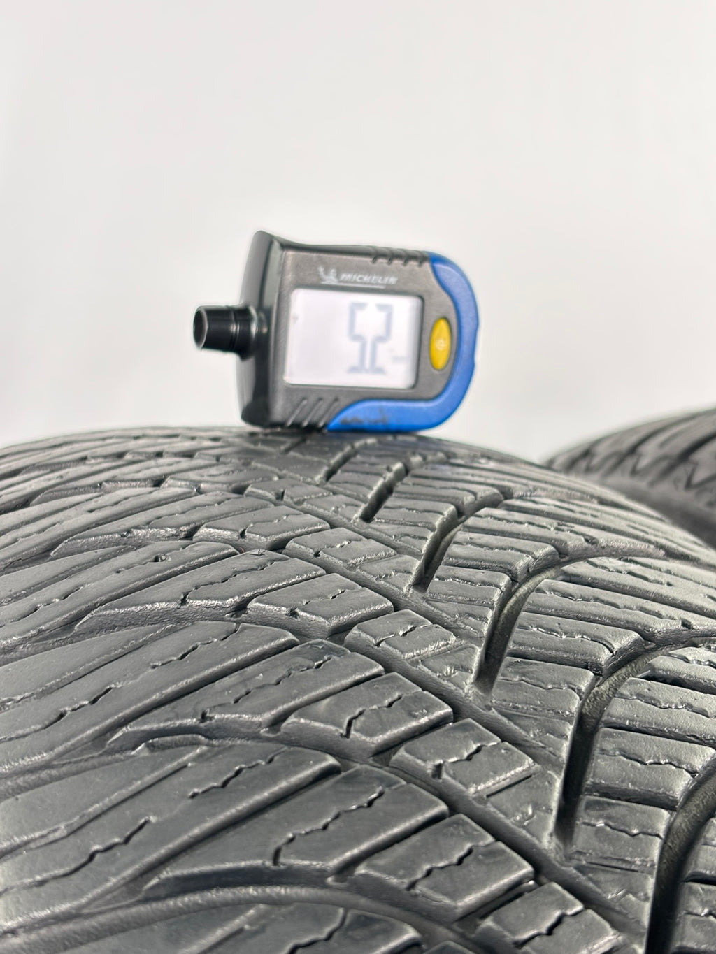 205/60 R16 96V XL Goodride All Season