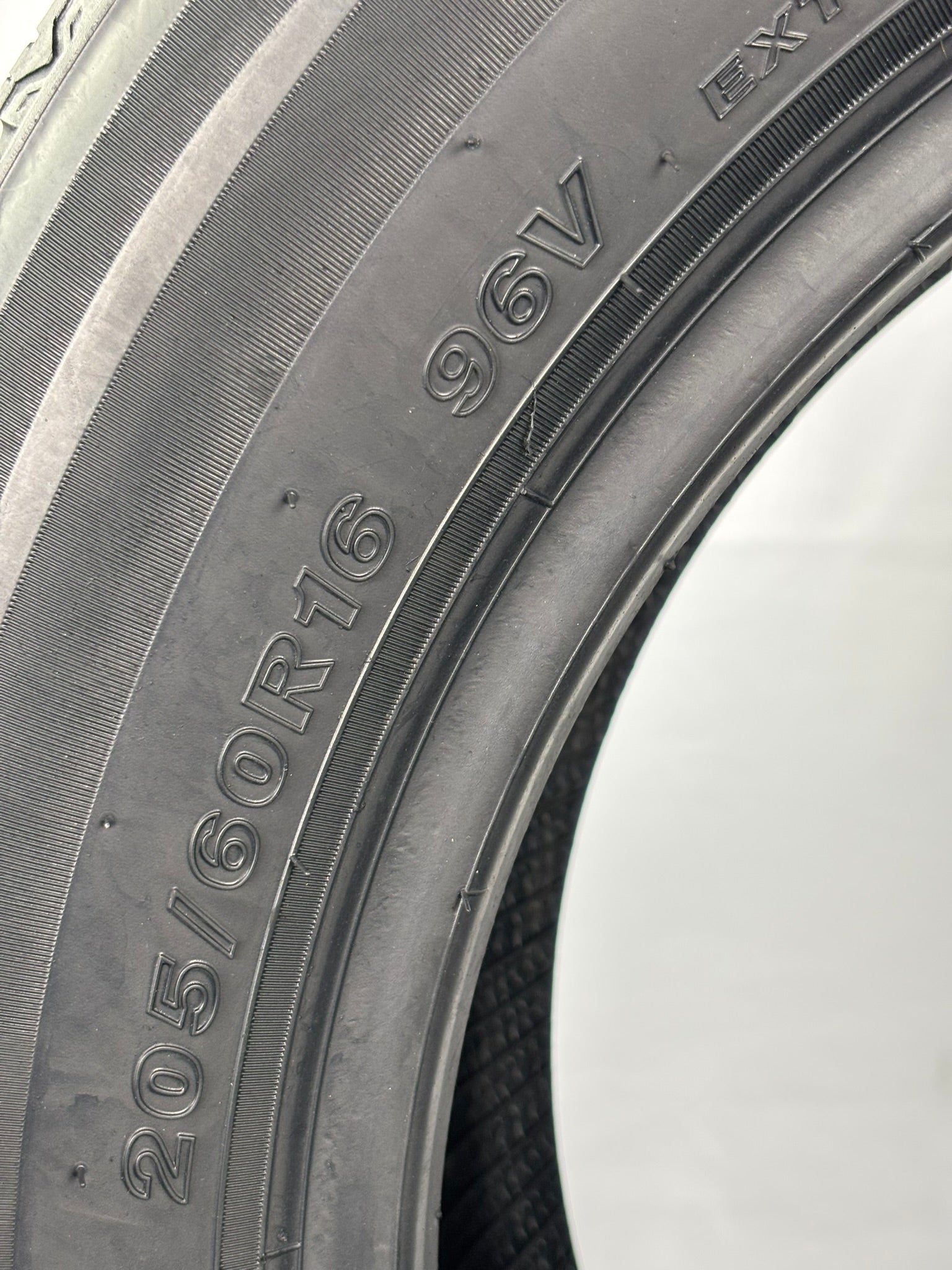 205/60 R16 96V XL Goodride All Season