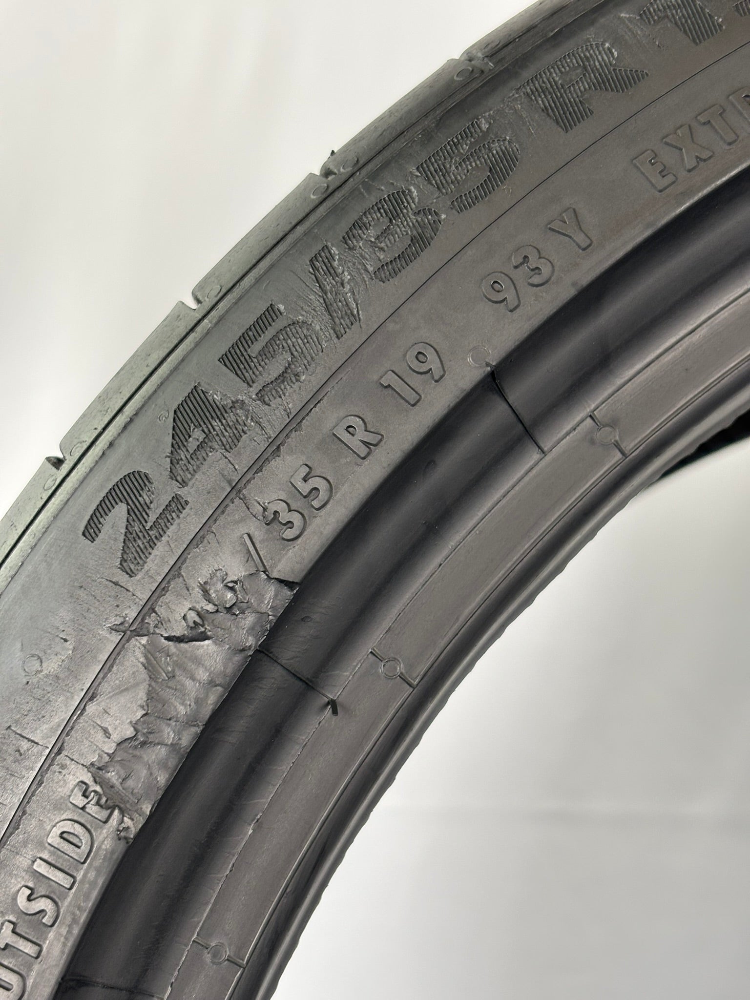 245/35 R19 93Y XL Continental Sport Contact6