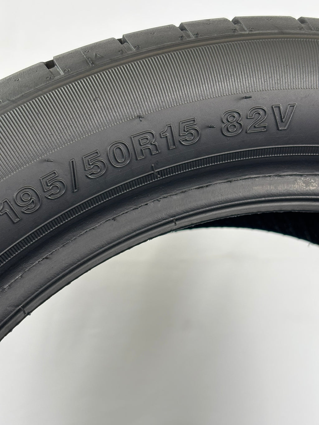 195/50 R15 82V Grenlander Colo H02 M+S