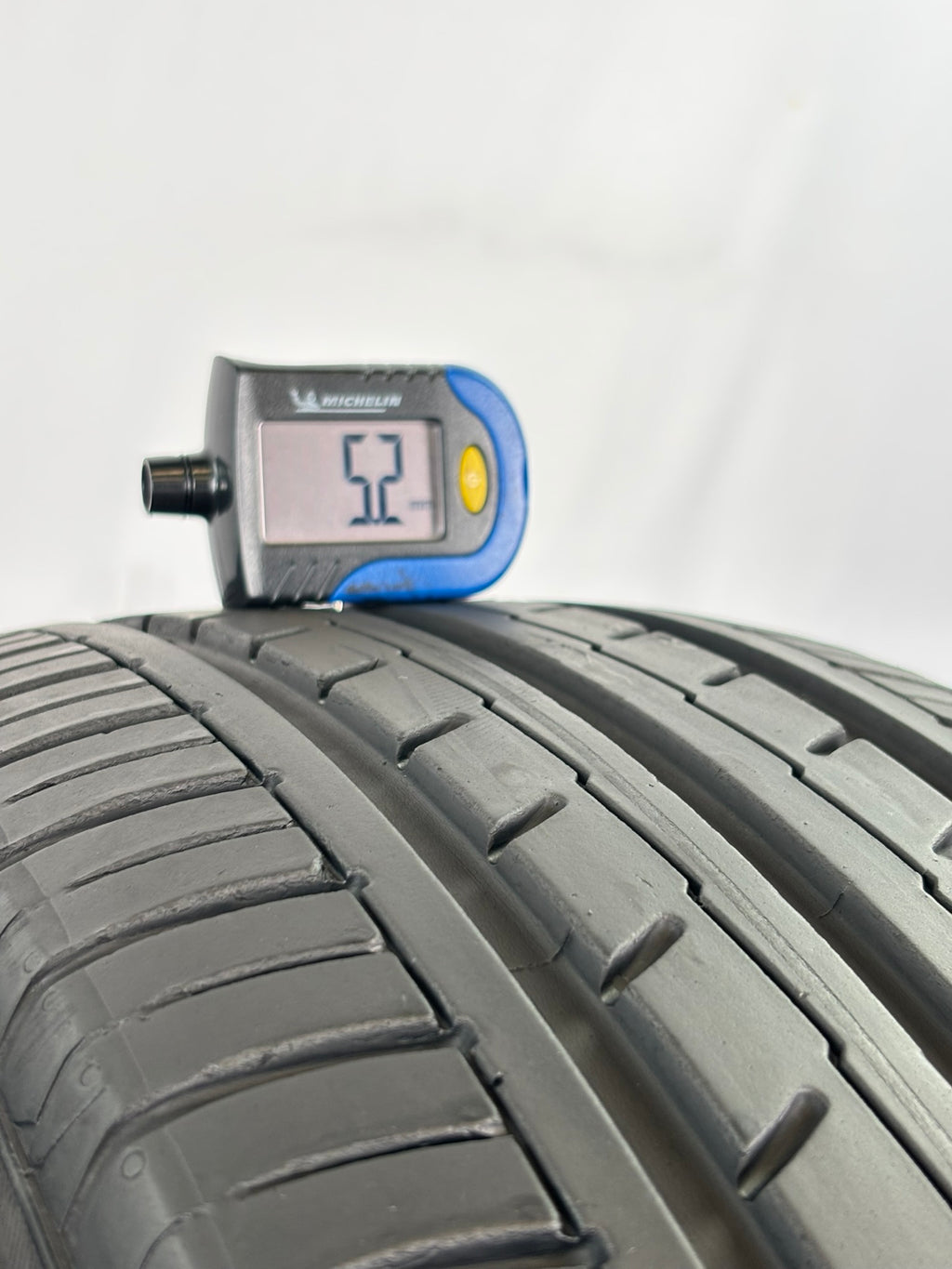 205/55 R16 91V Yokohama BluEarth-Es