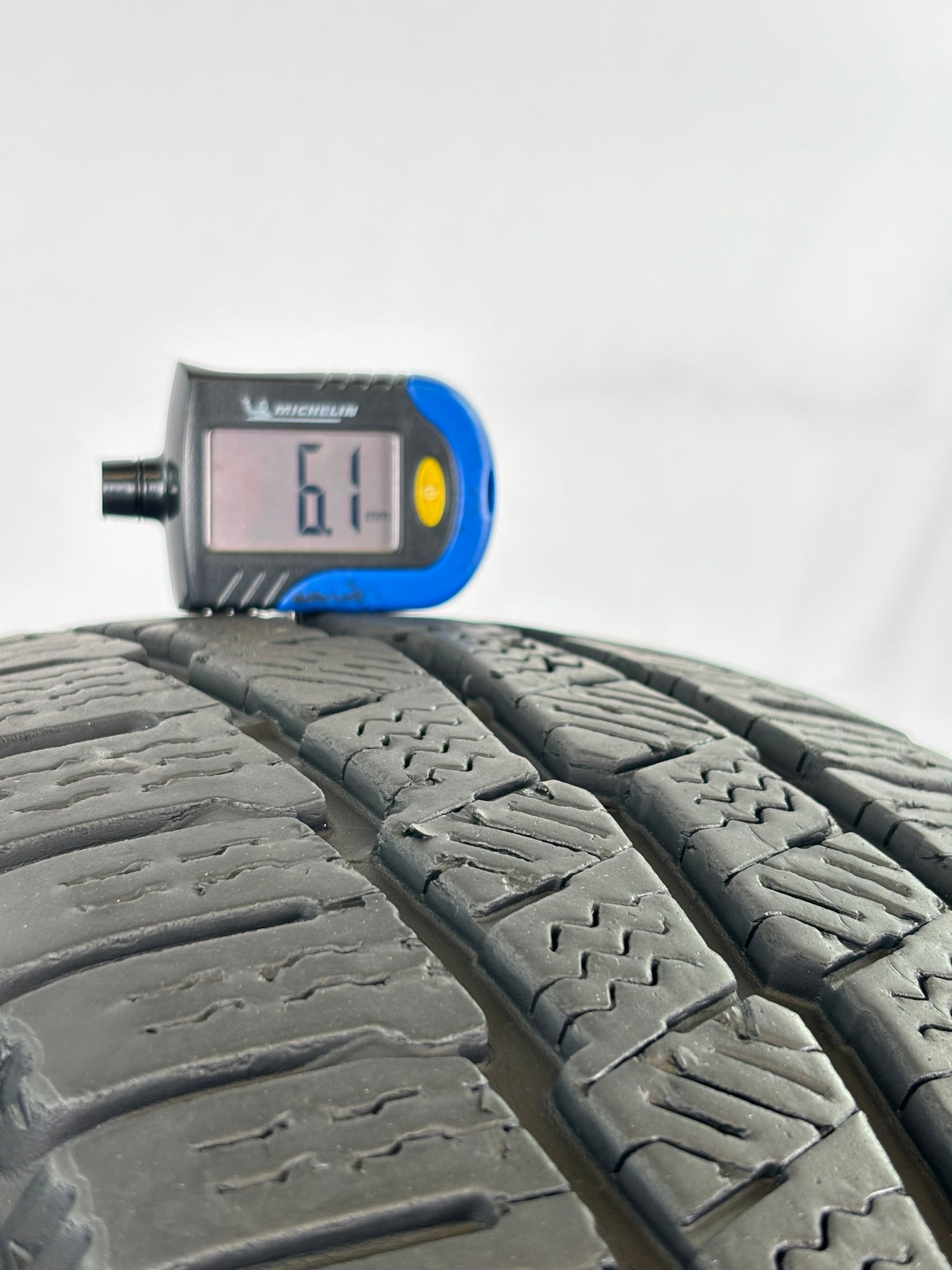 195/65 R16C 104/102S Michelin Agilis Alpin