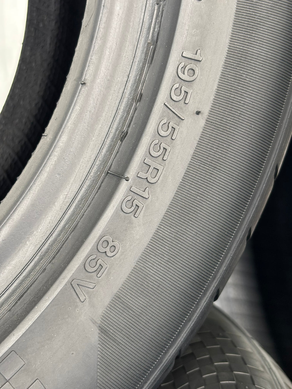 195/55 R15 85V Ztyre Z-one