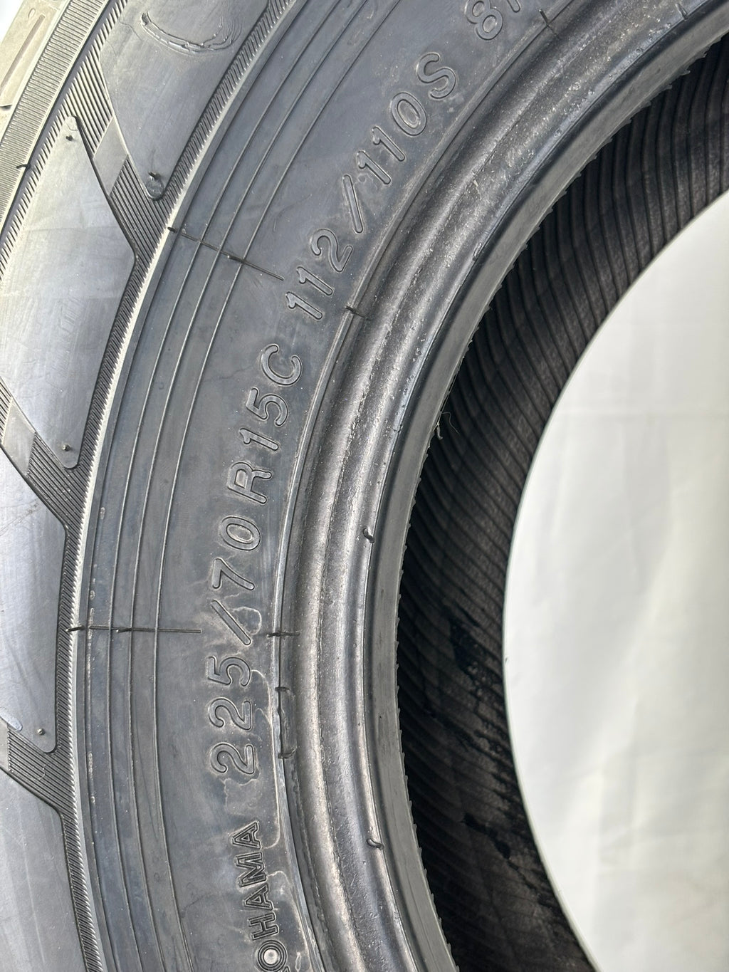225/70 R15C 112/110S Yokohama BlueEarth