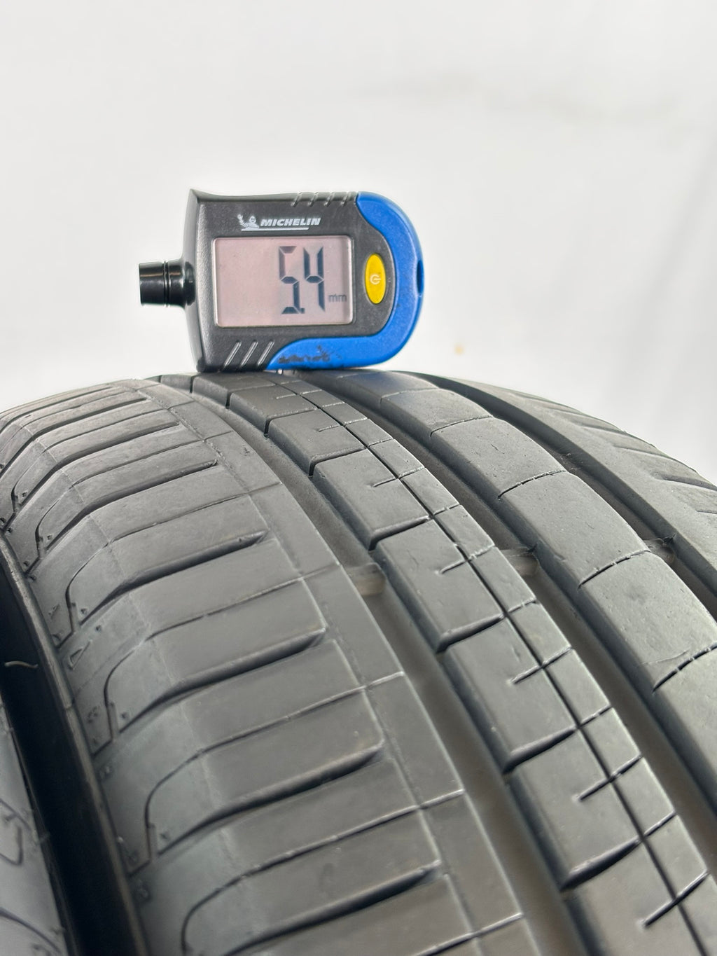 185/65/ R15 92T XL Aplus A609