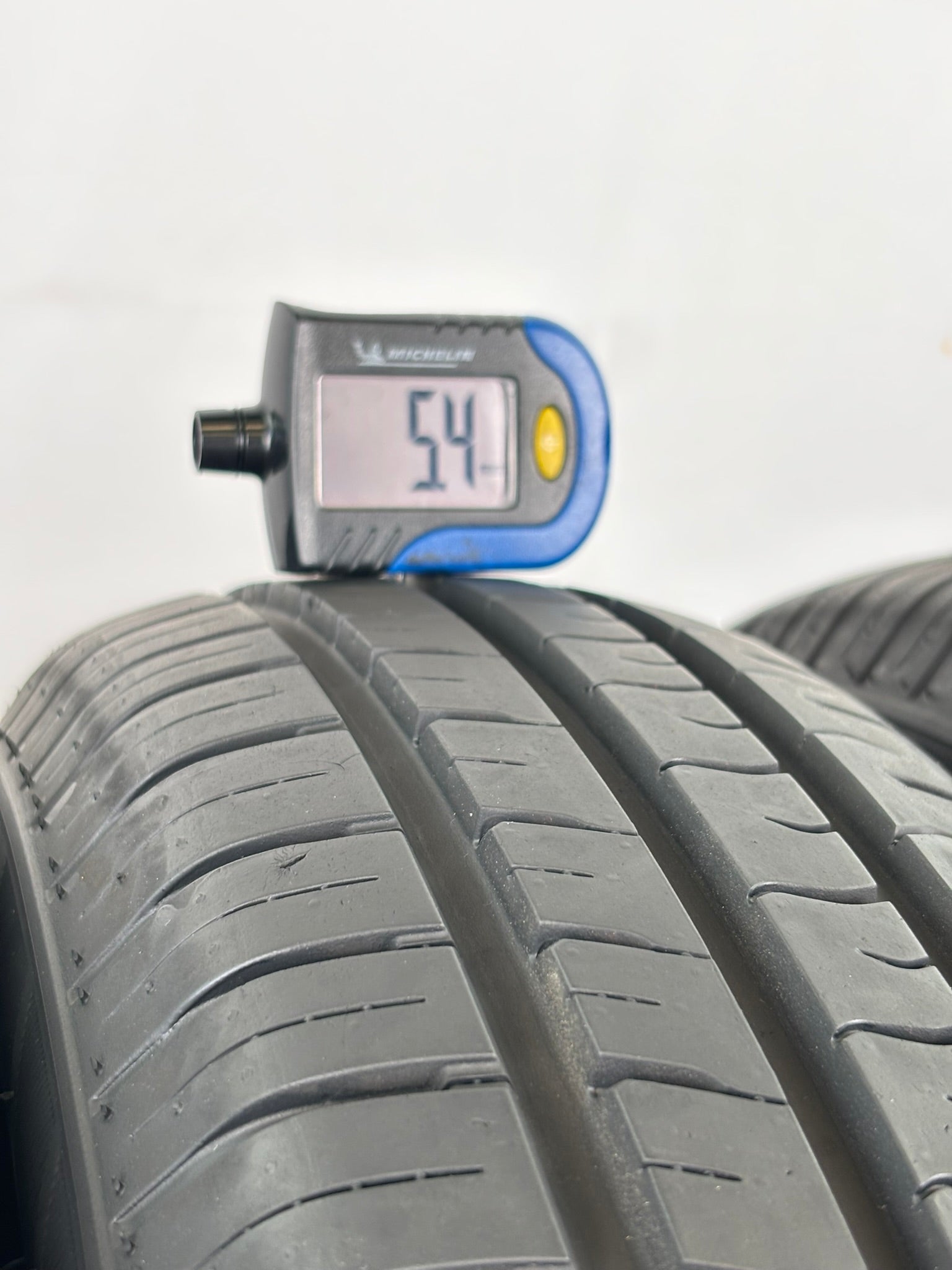 155/80 R13 79T Grenlander Colo H20 M+S