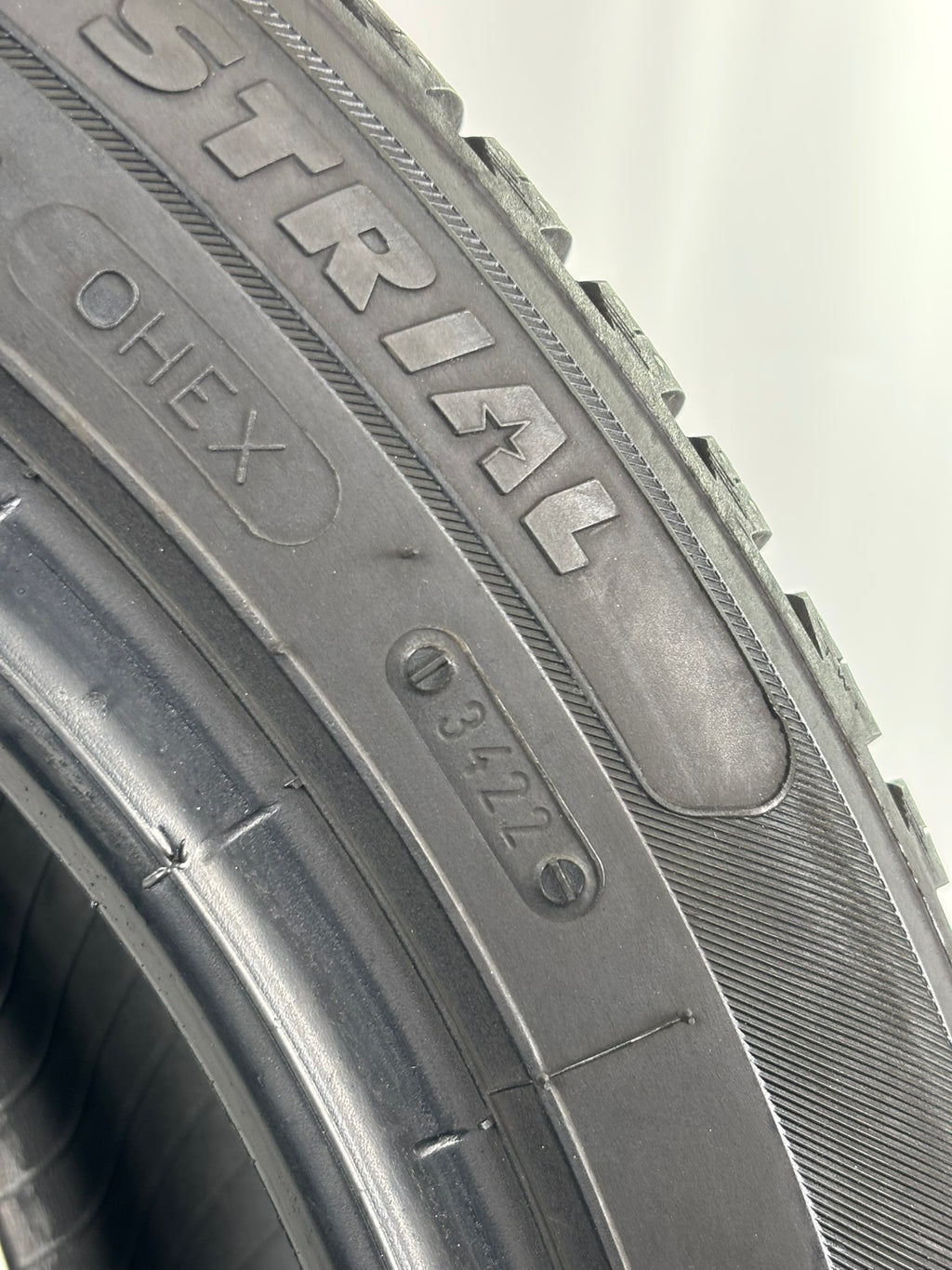 215/55 R17 94V Strial All Season M+S