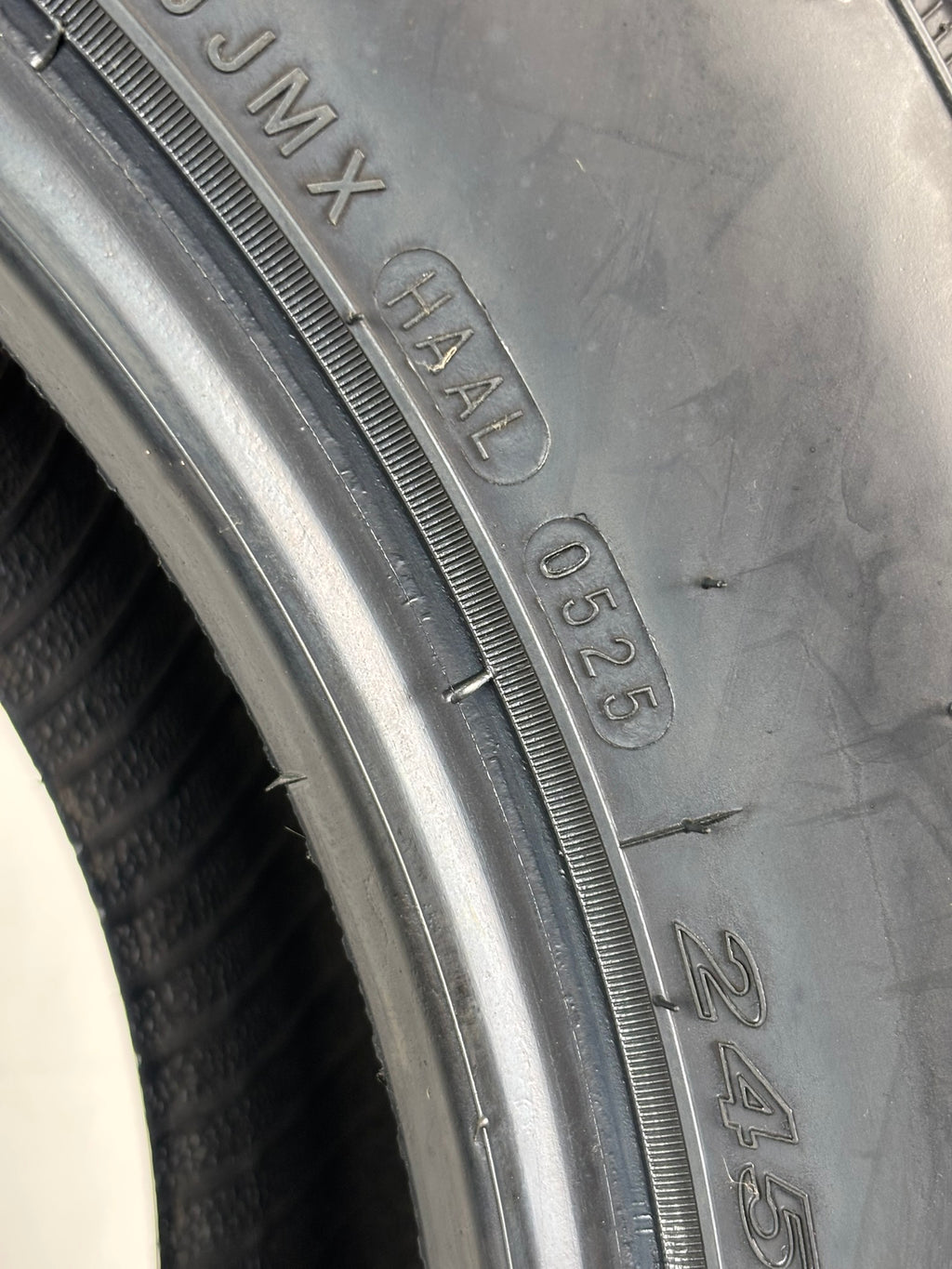 245/65 R17 111T Nexen Roadian At 4x4