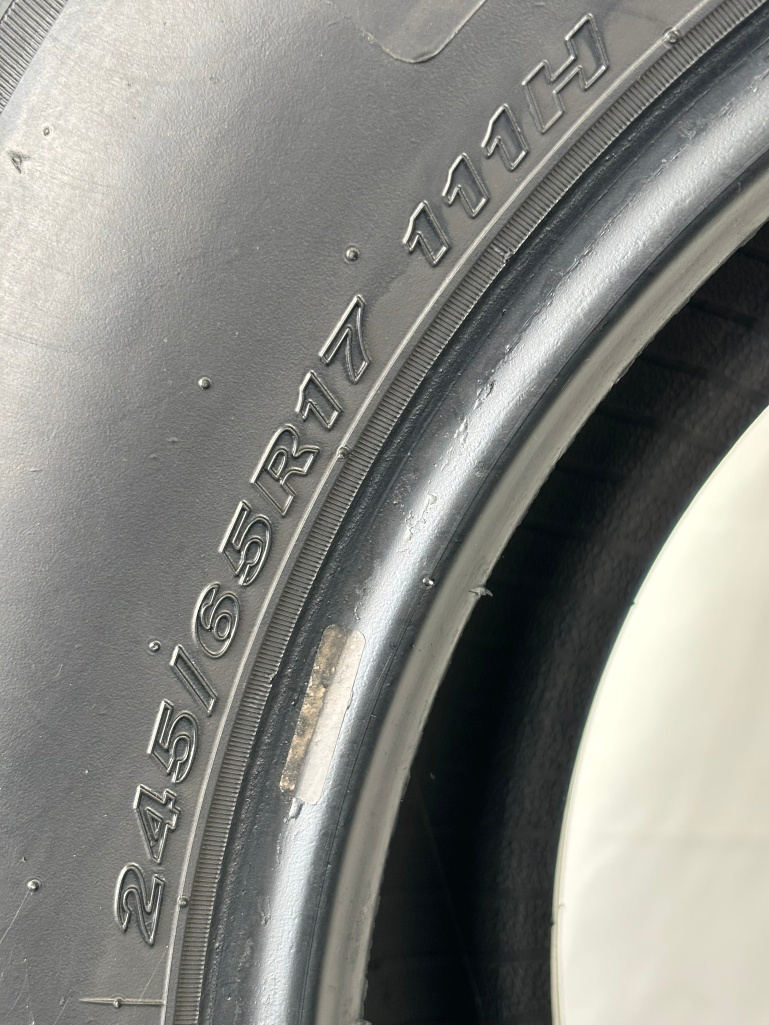 245/65 R17 111H Nexen Roadian HTX