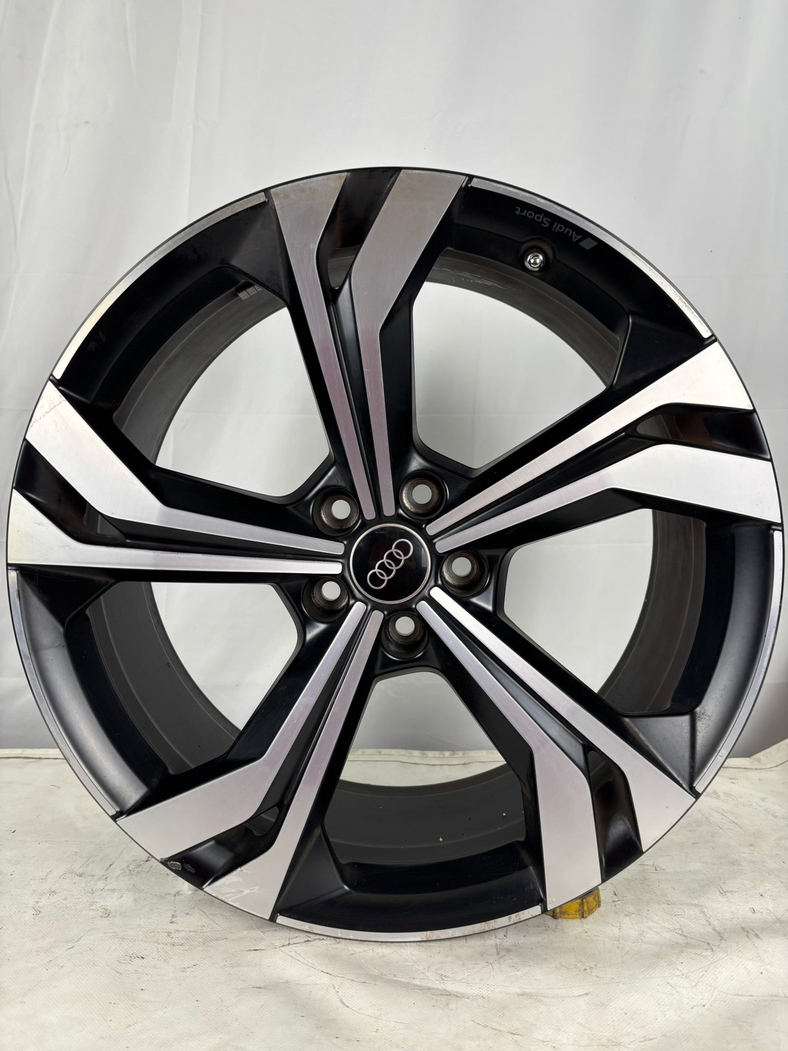 1 Cerchio in lega Audi Sport da 20"