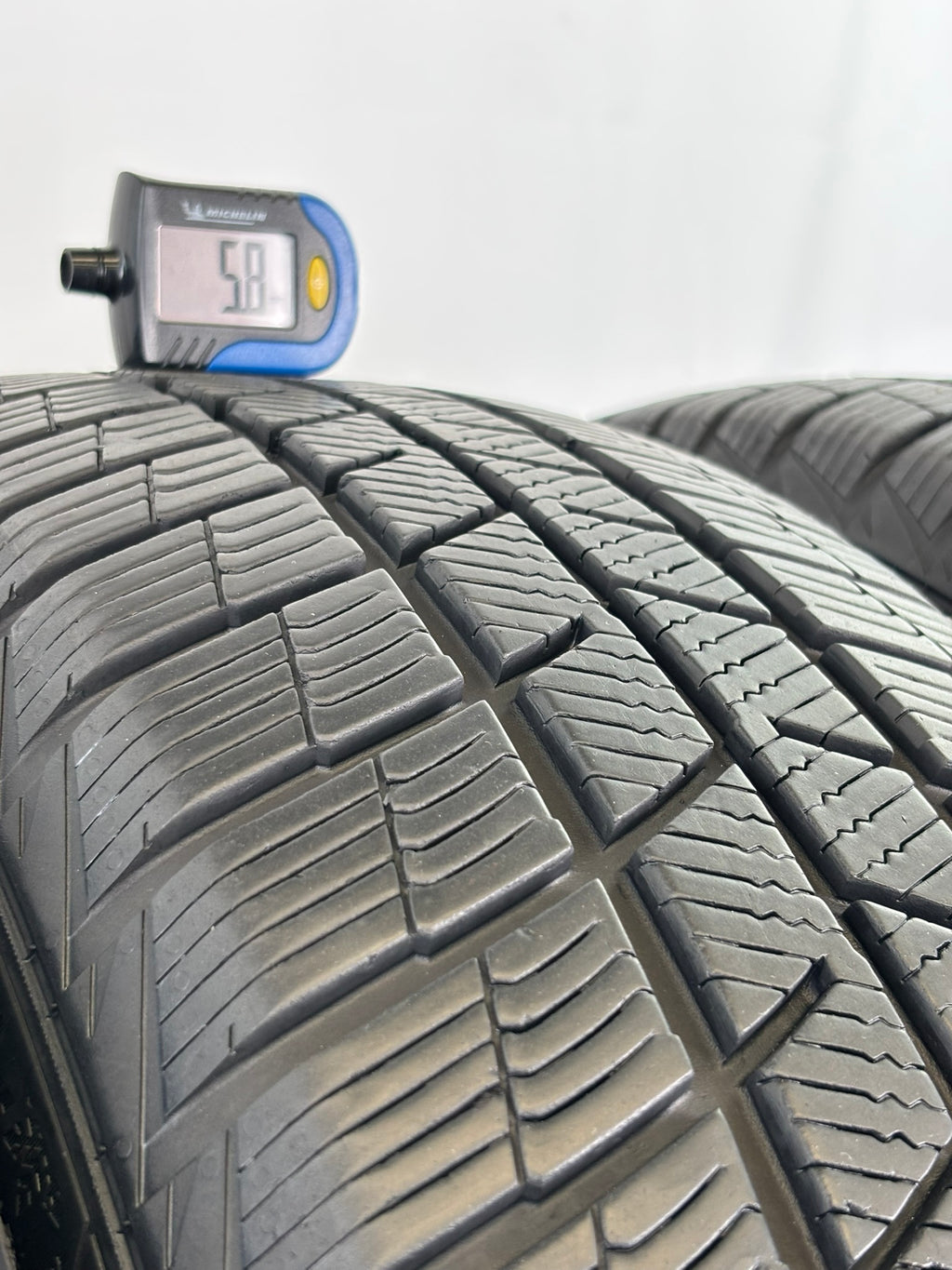 225/65 R17 106H XL Barum Polaris3 M+S