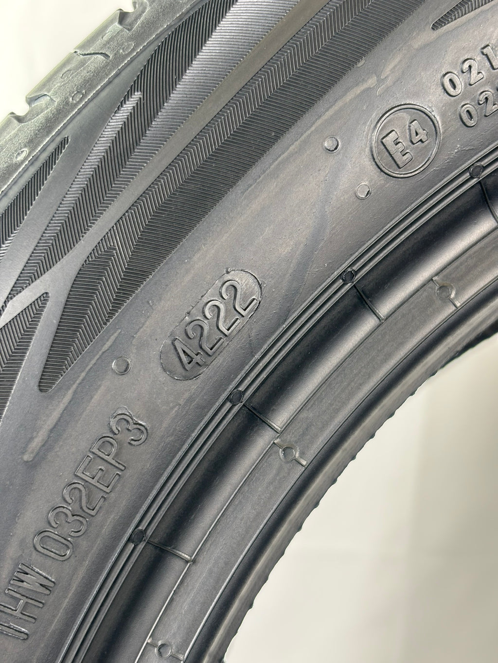 215/50 R17 95V XL Continental EcoContact