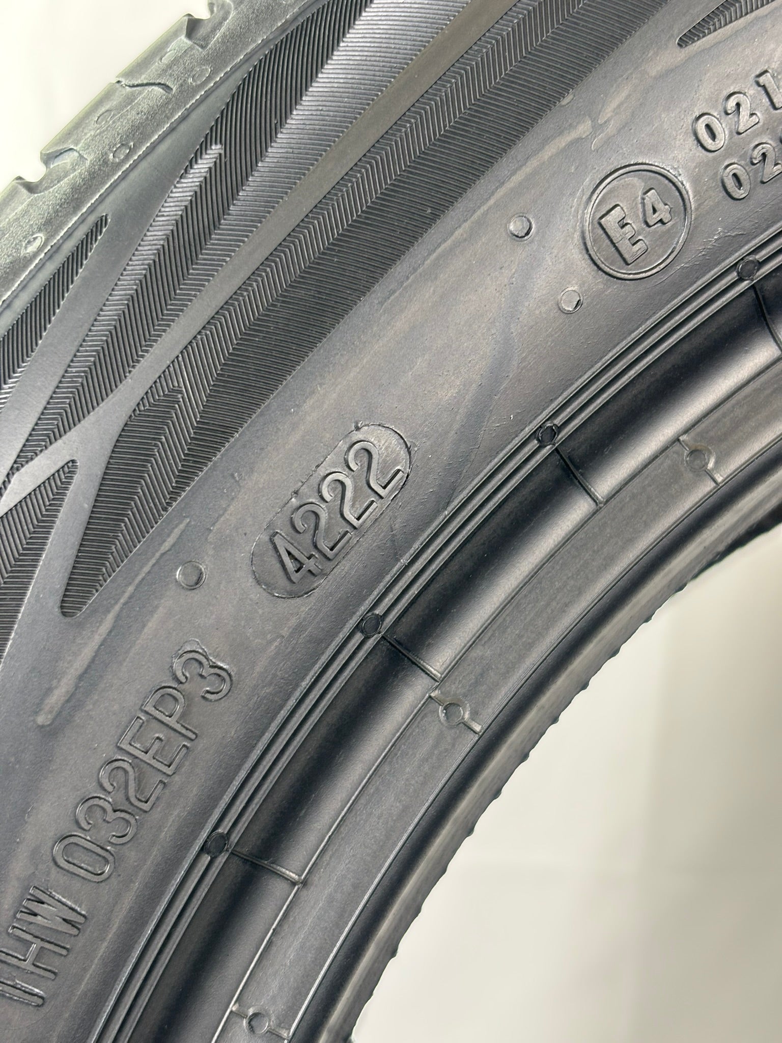 215/50 R17 95V XL Continental EcoContact