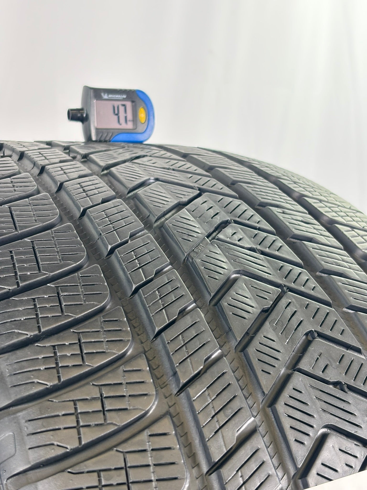 315/30 R22 107V XL Pirelli Scorpion Winter M+S
