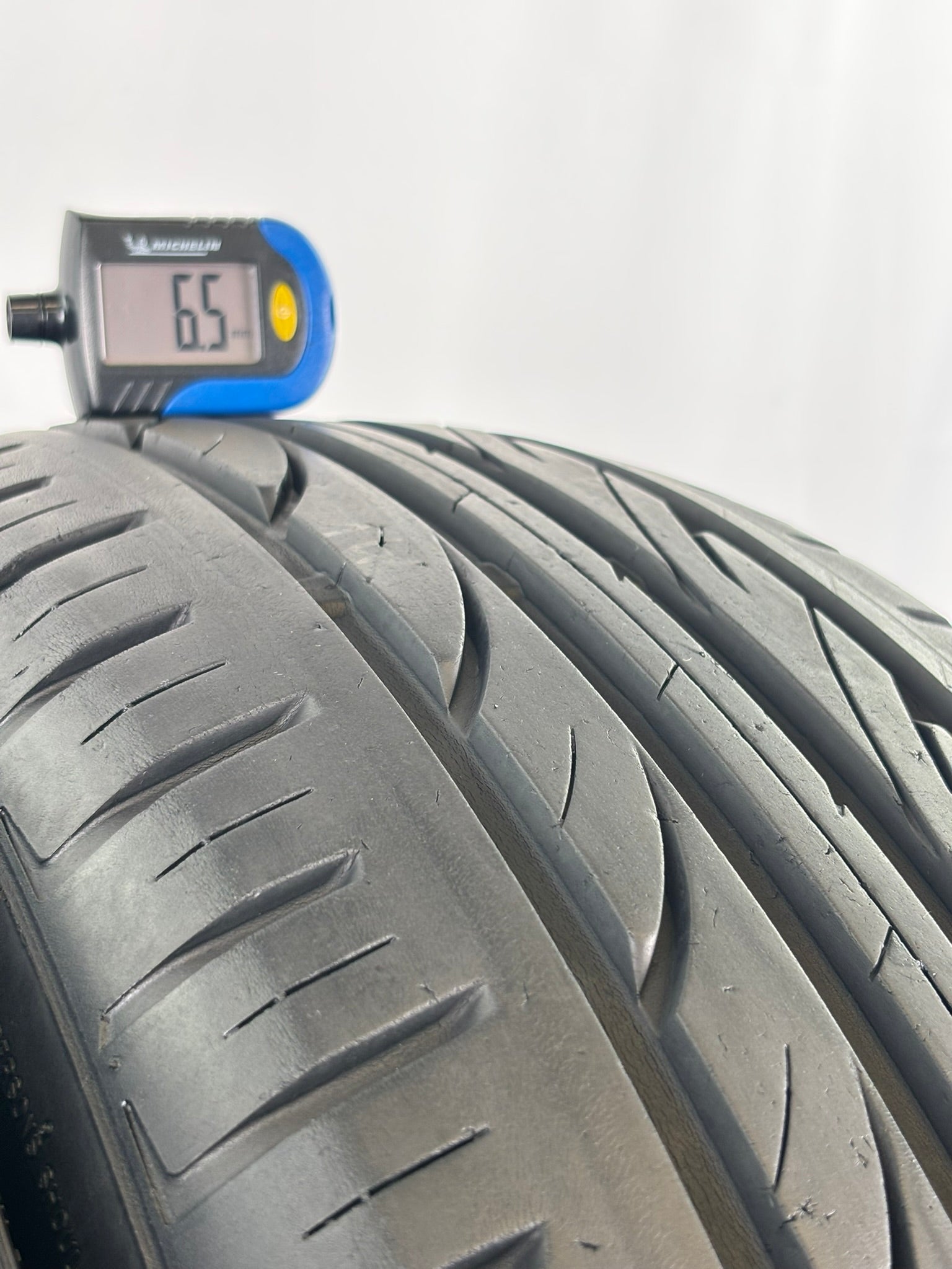 215/65 R16 102H Novex Nx-Speed3