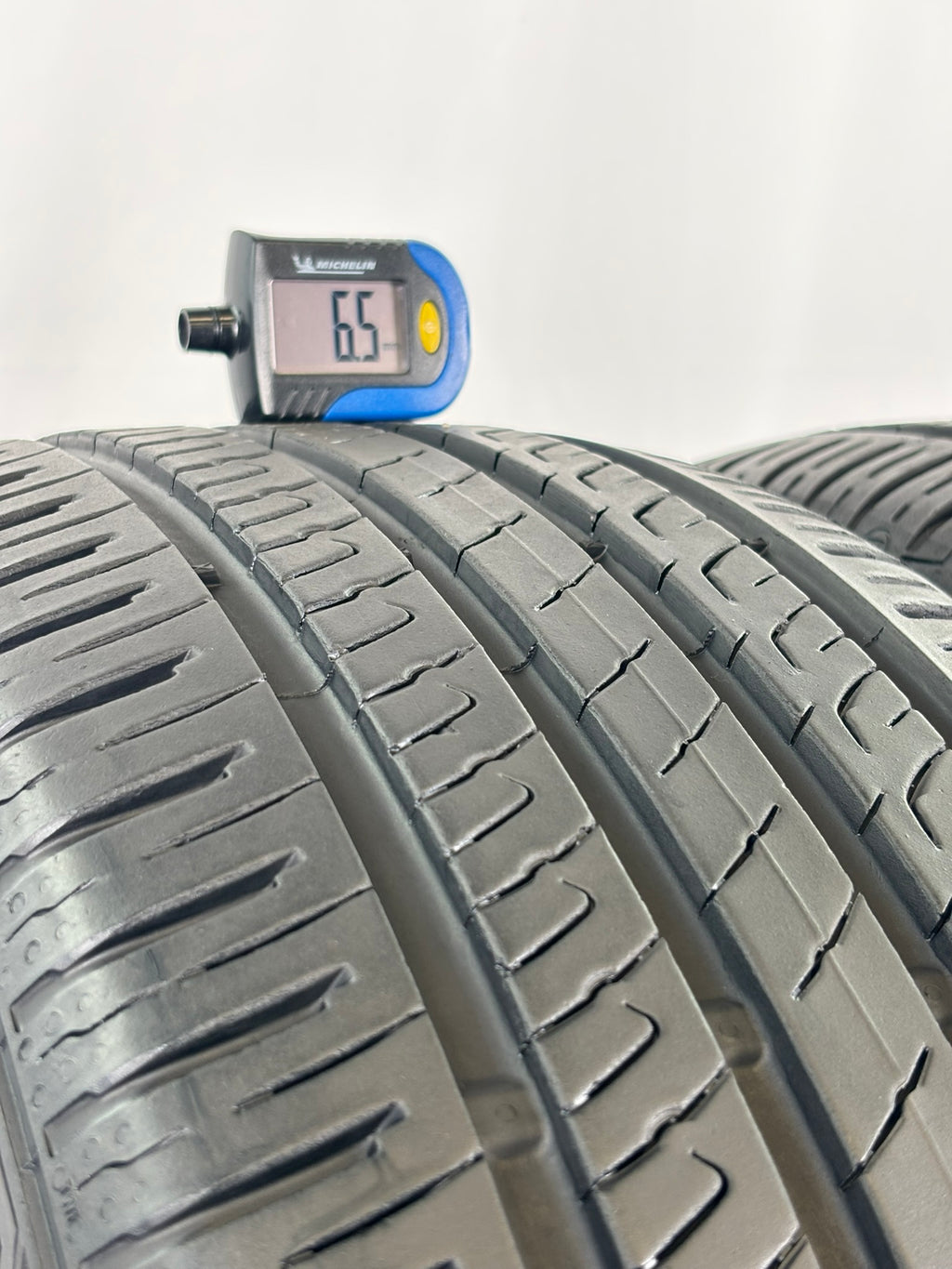 225/50 R17 98Y XL Barum Bravuruis5 hm