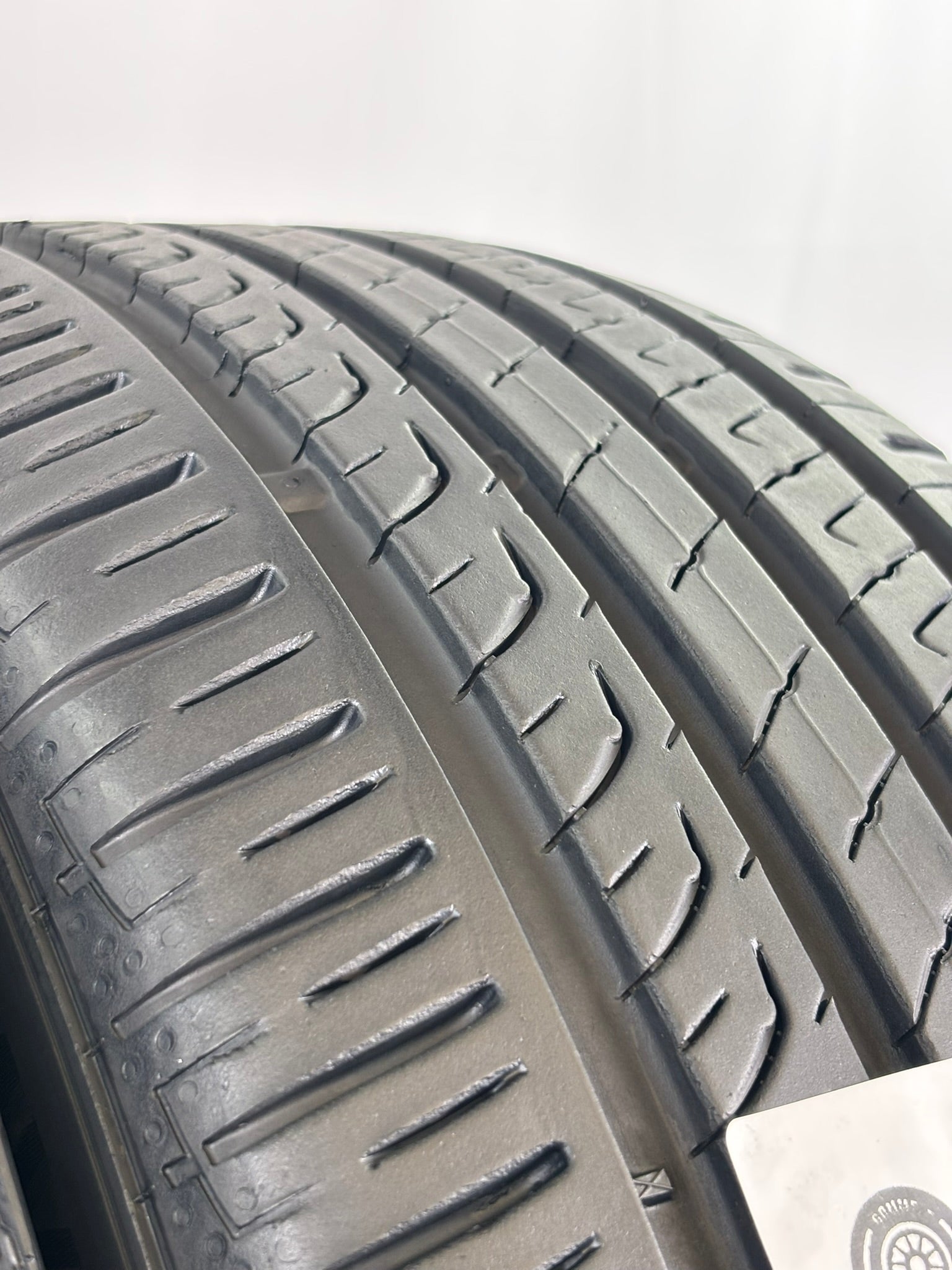 225/50 R17 98Y XL Barum Bravuruis5 hm