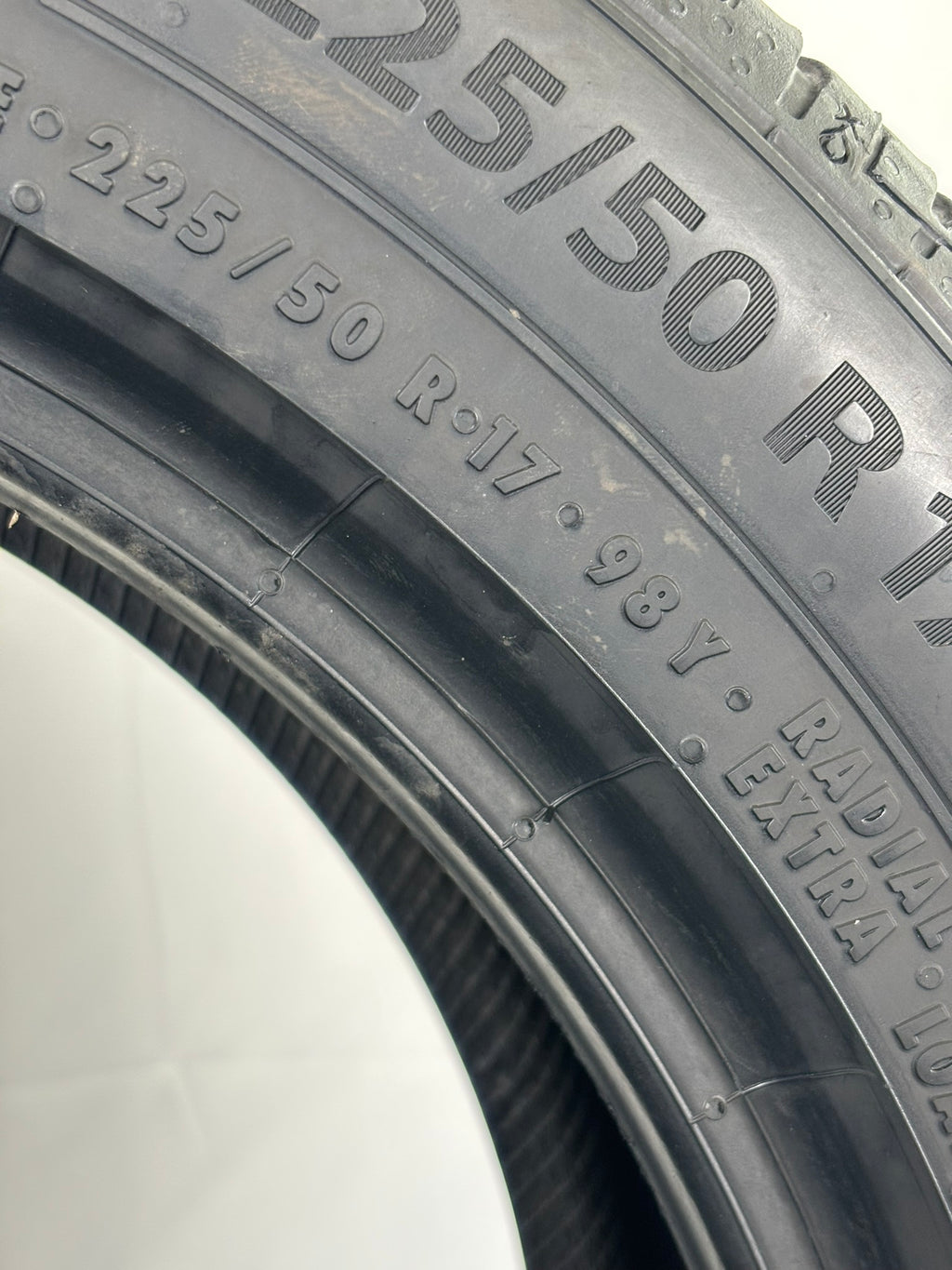 225/50 R17 98Y XL Barum Bravuruis5 hm
