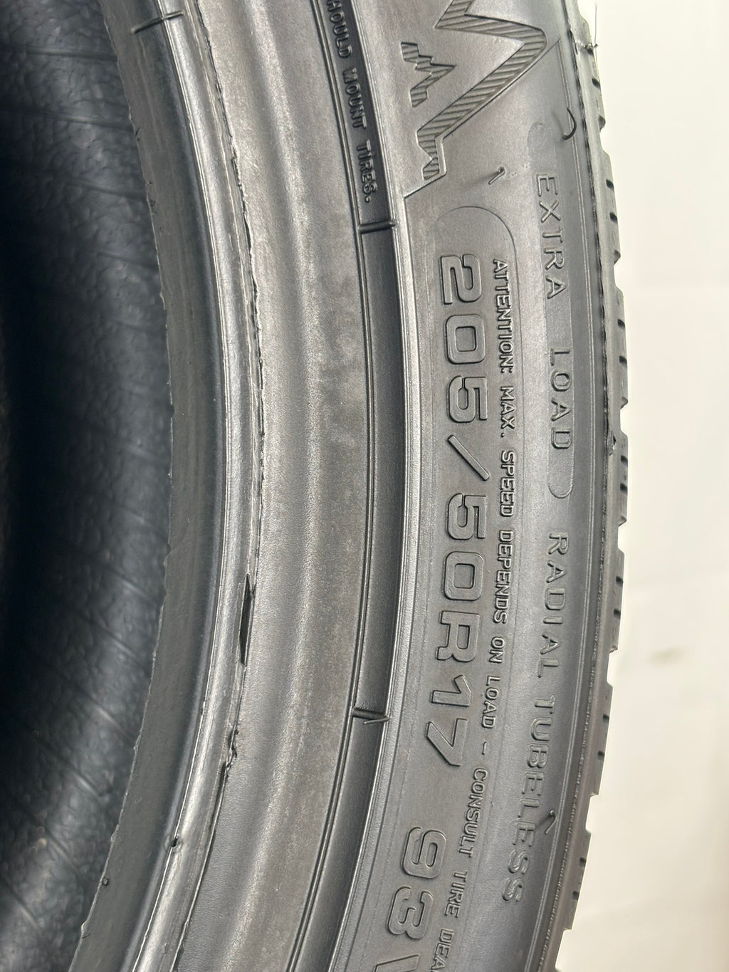205/50 R17 93V Dunlop Winter Sport 5 M+S