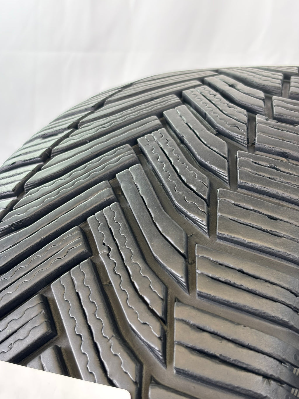 225/45 R17 94V XL Michelin Alpin 6 M+S