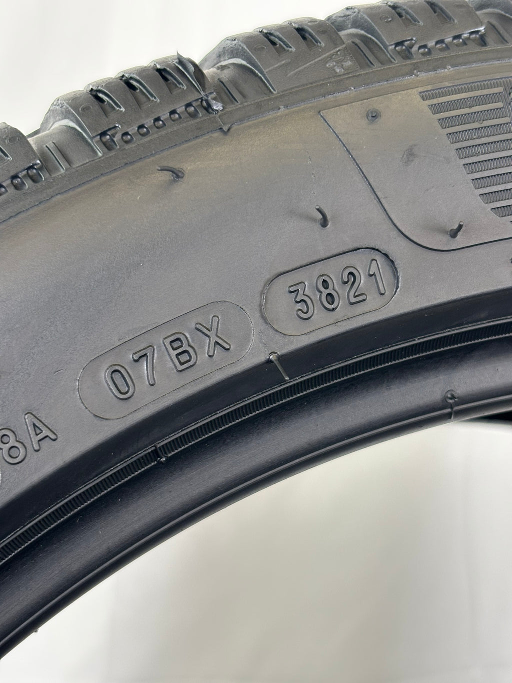 225/45 R17 94V XL Michelin Alpin 6 M+S