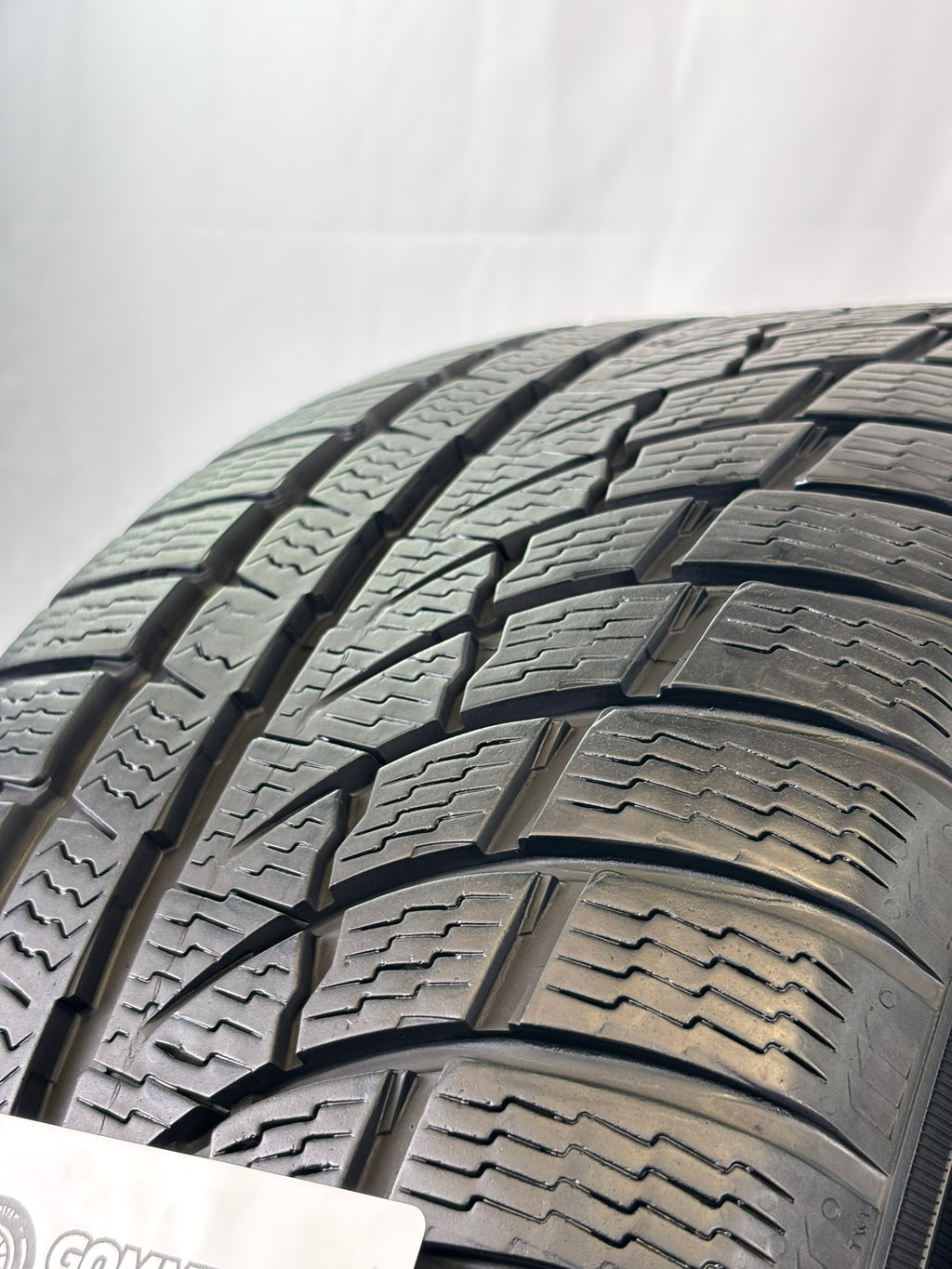 245/40 R17 95H XL Nokian Wr r4 M+S