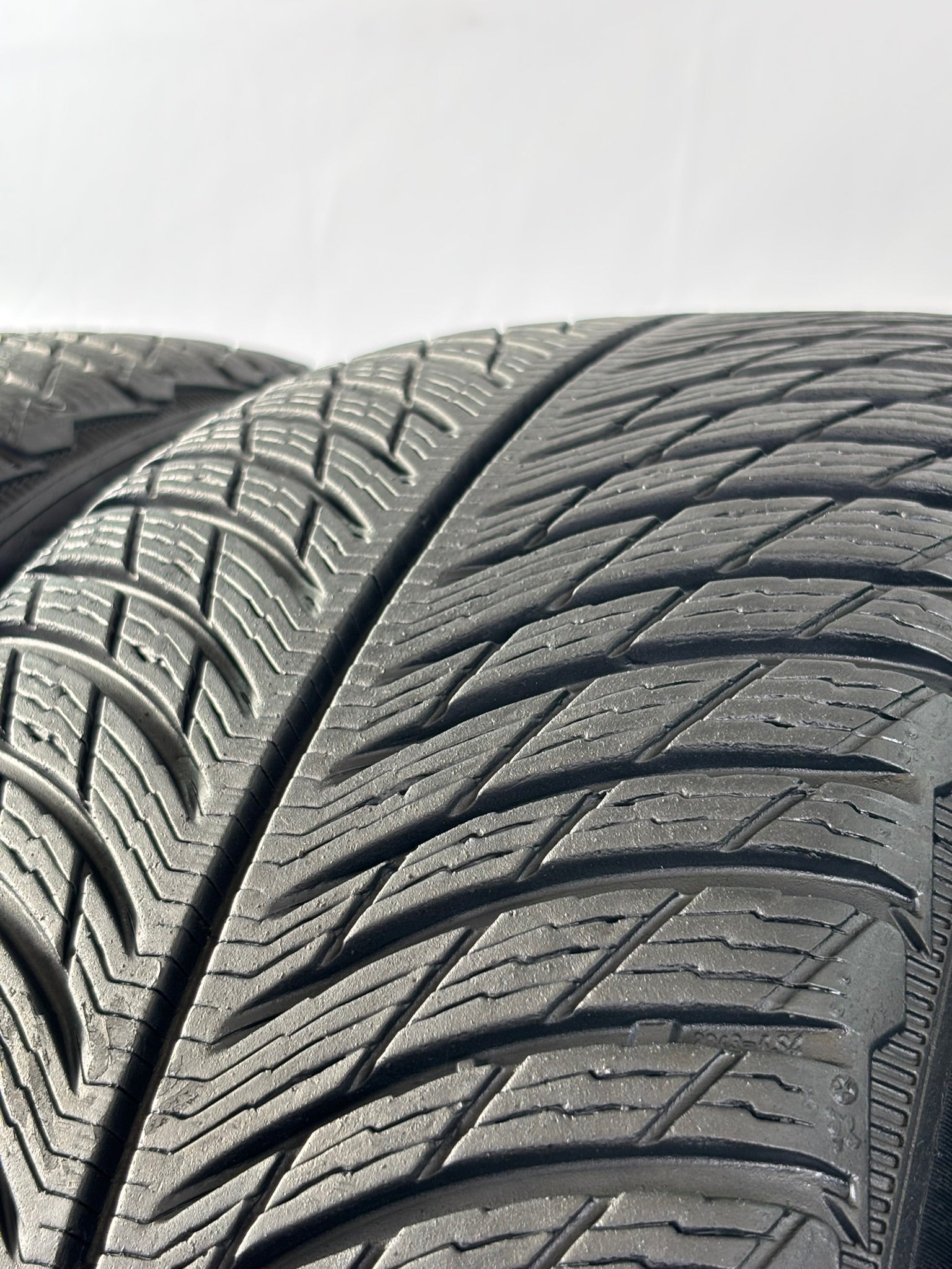 215/50 R18 92V Michelin Pilot Alpin5 M+S