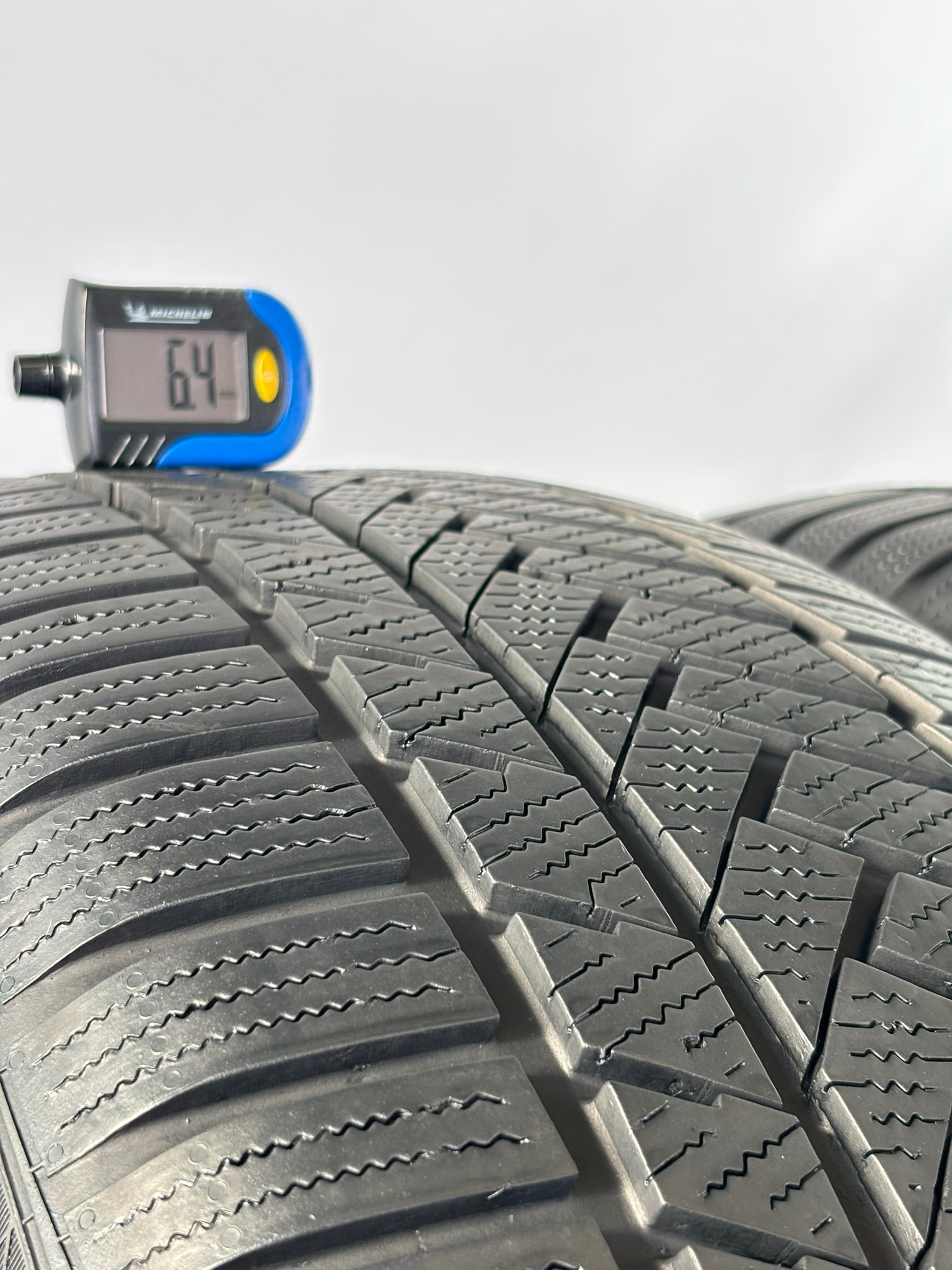 255/50 R19 107V XL Continental WinterContact M+S