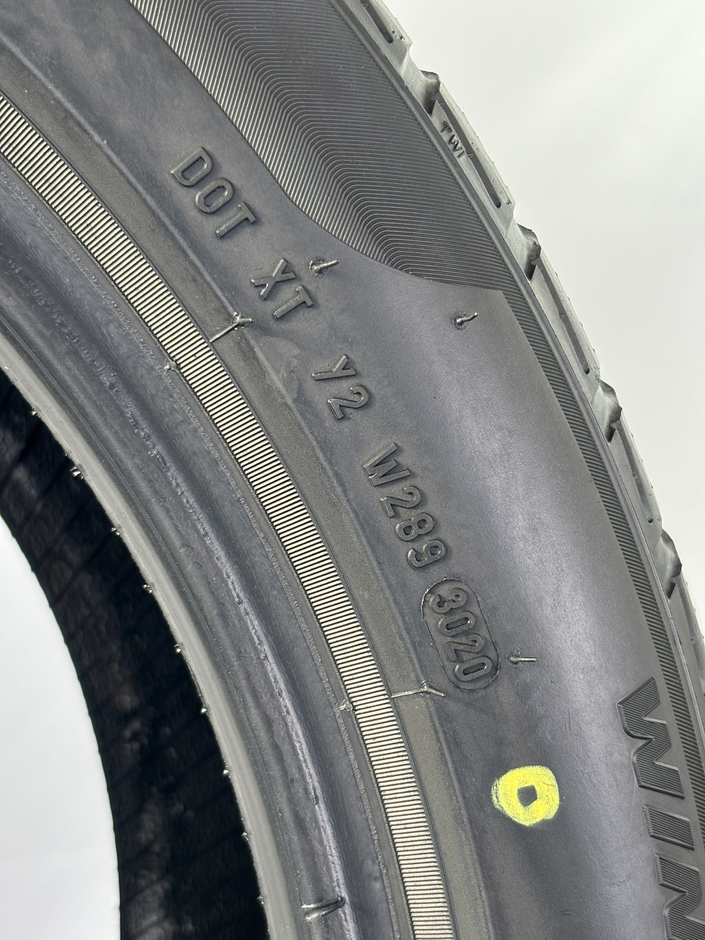 275/40 R19 105V RFT Pirelli SottoZero Winter M+S