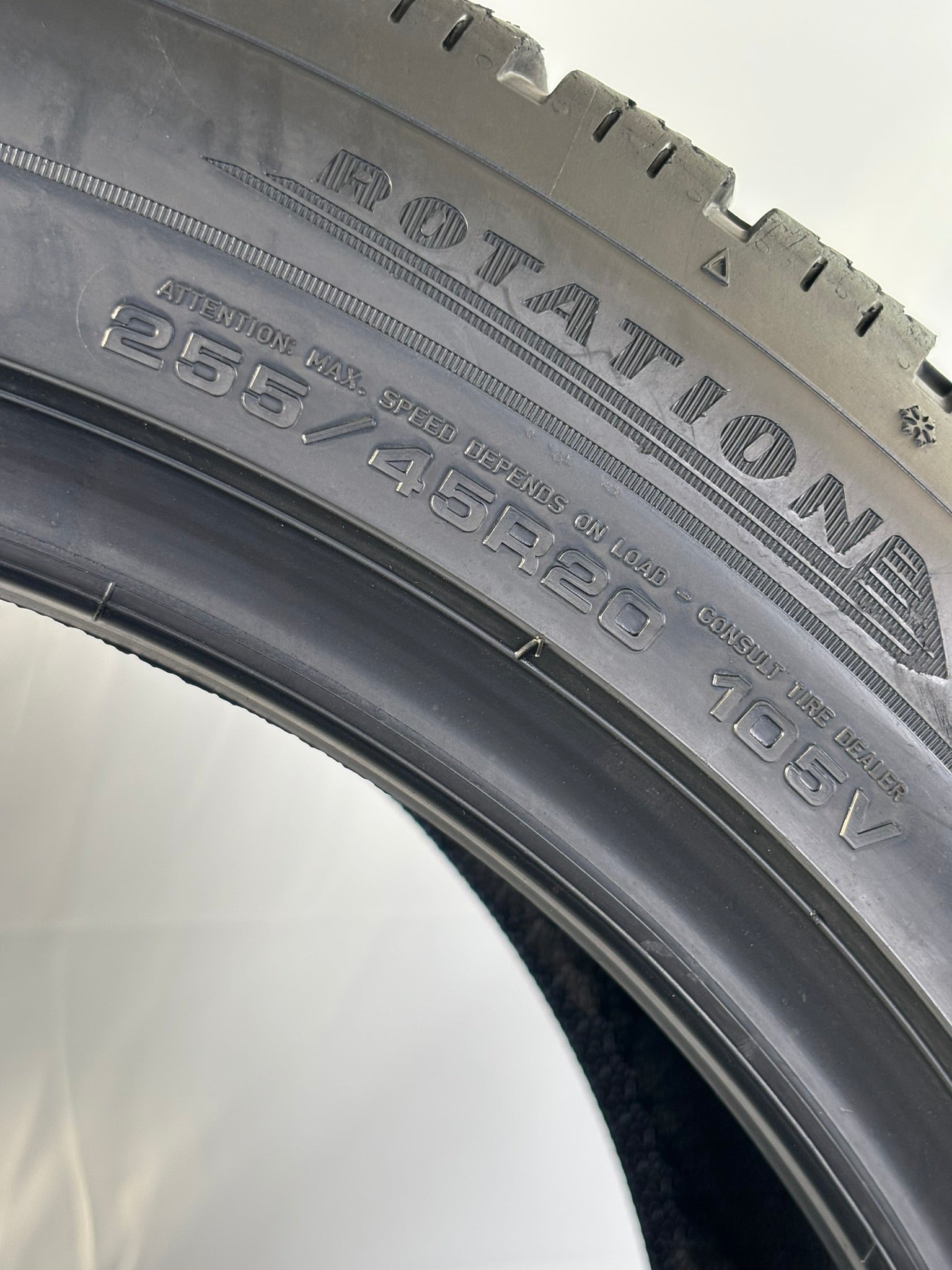 255/45 R20 105V XL Dunlop Winter Sport 5 MO