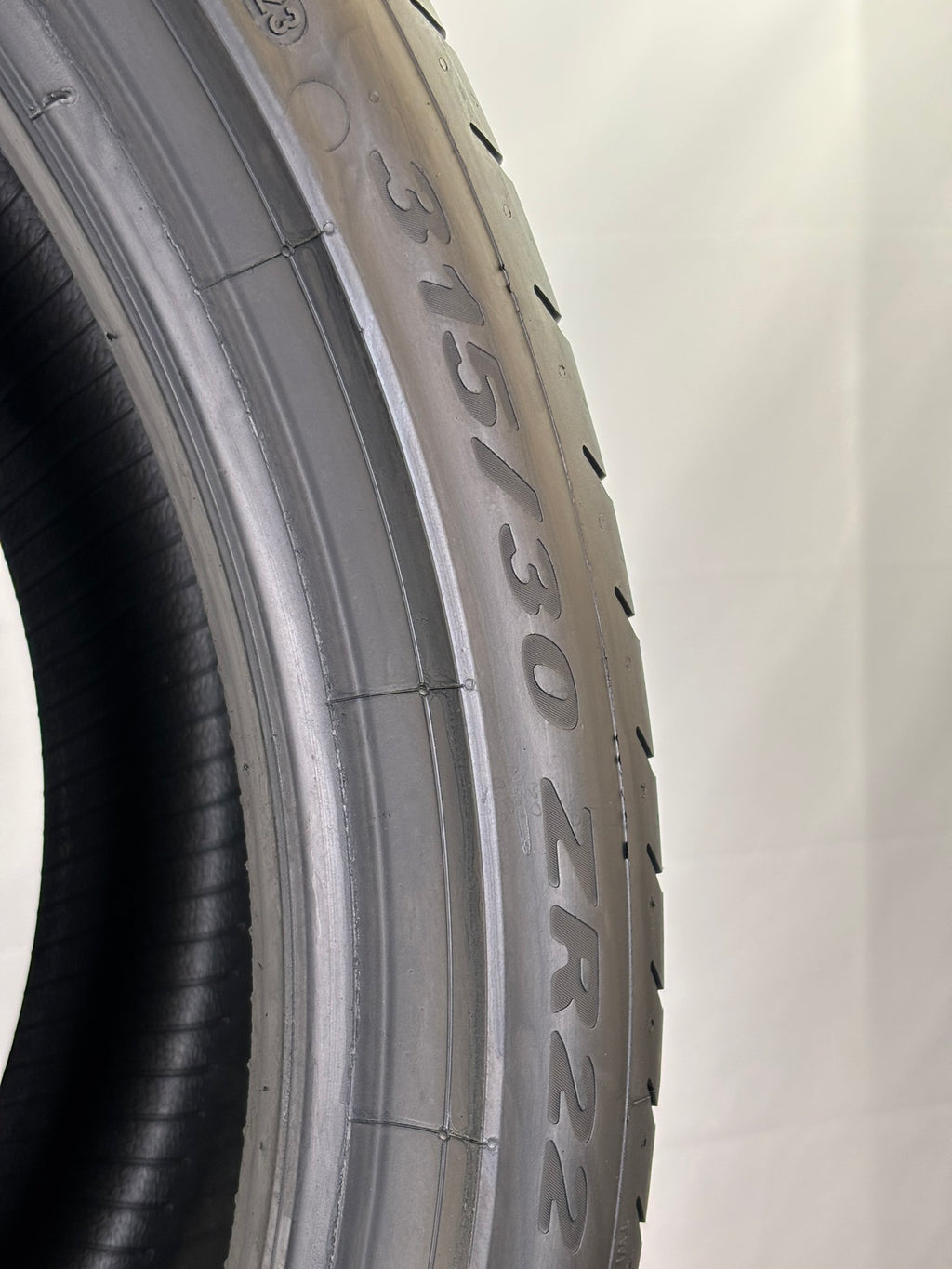 315/30 R22 107Y Pirelli Pzero