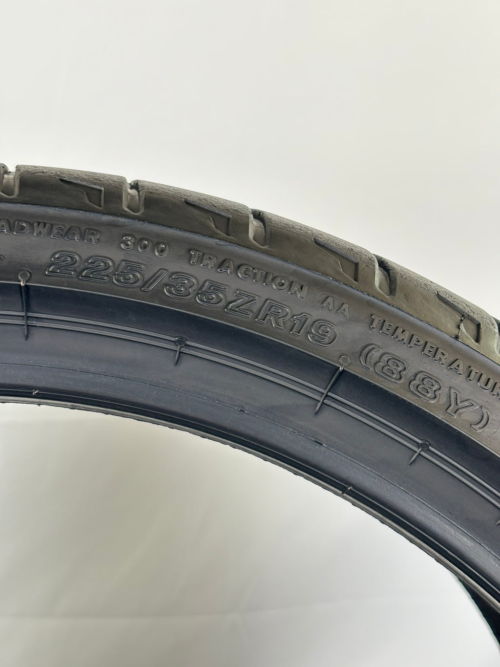 225/35 R19 88Y XL Bridgestone Psport