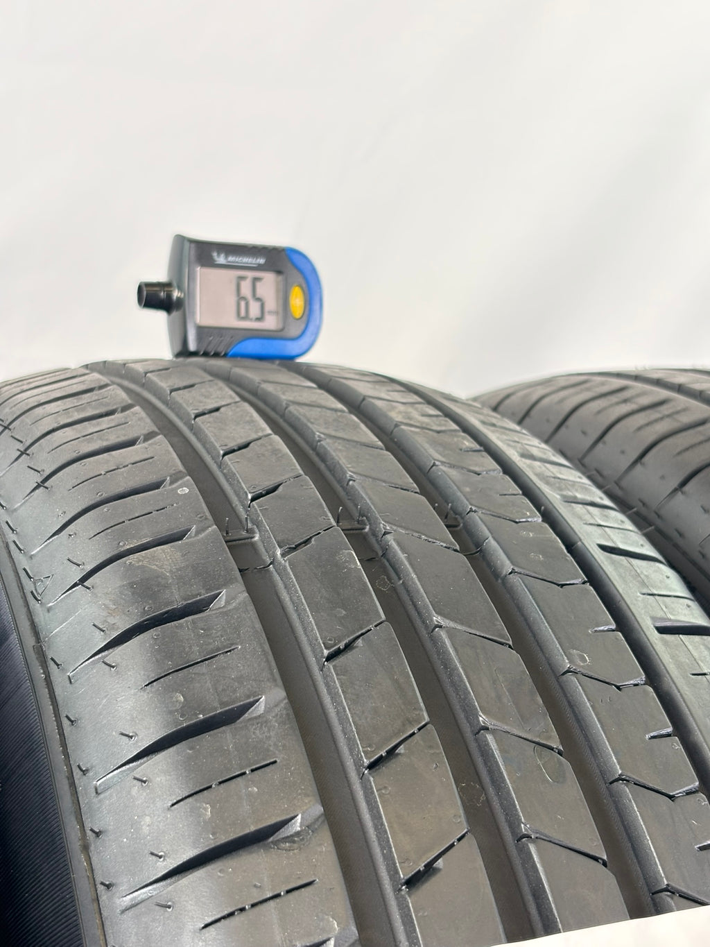205/60 R16 92H Apollo Alnac 4G