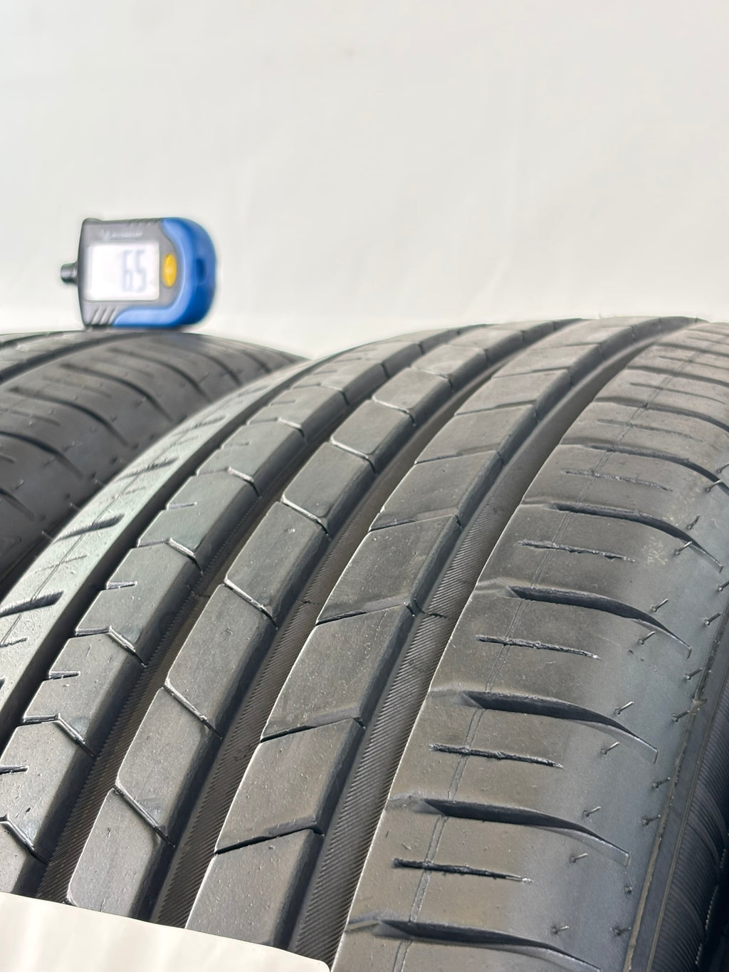205/60 R16 92H Apollo Alnac 4G