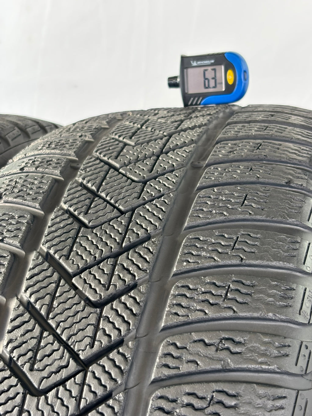 275/45 R20 110V Pirelli Scorpion Winter M+S RFT