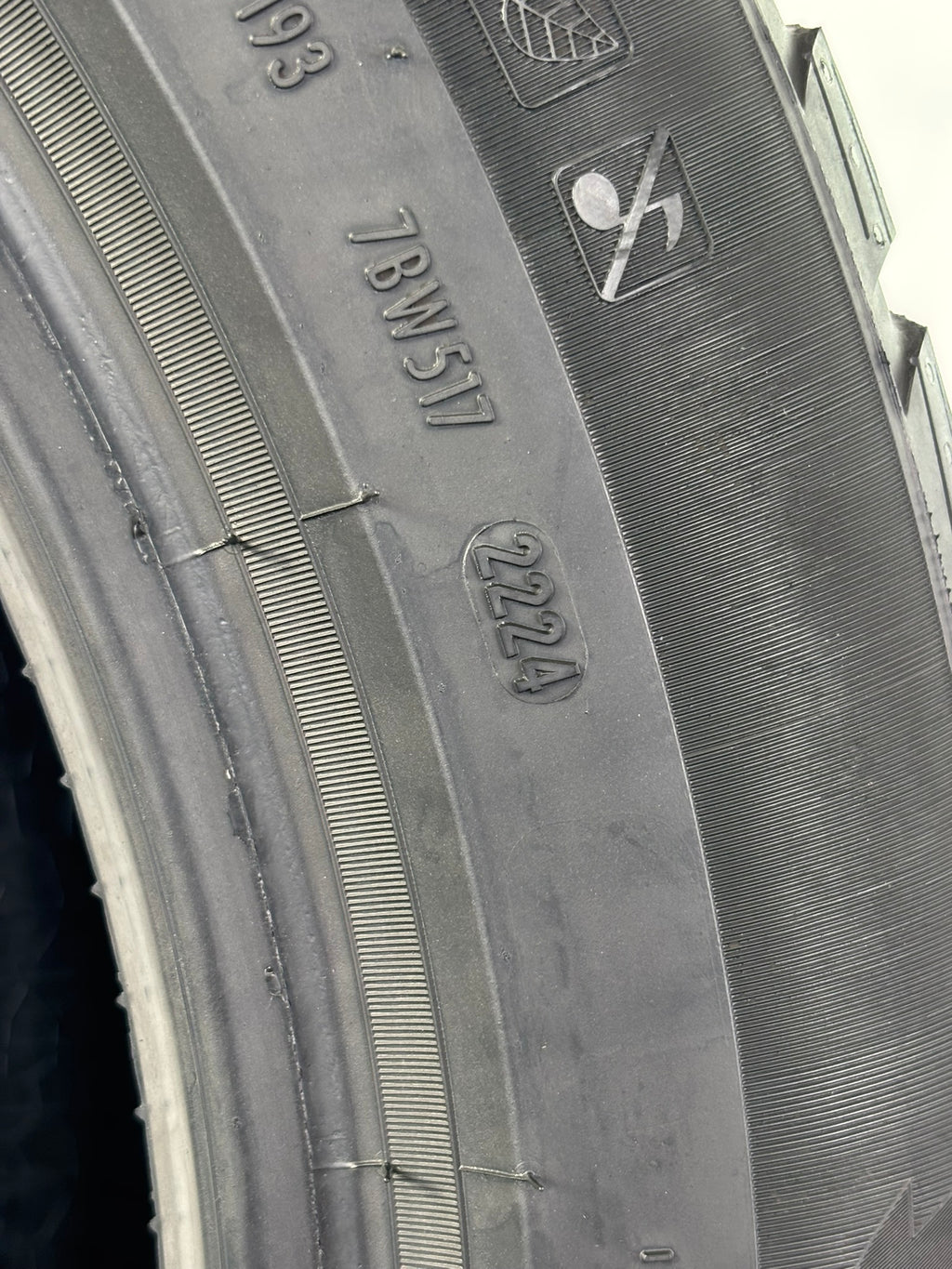 275/45 R20 110V Pirelli Scorpion Winter M+S RFT