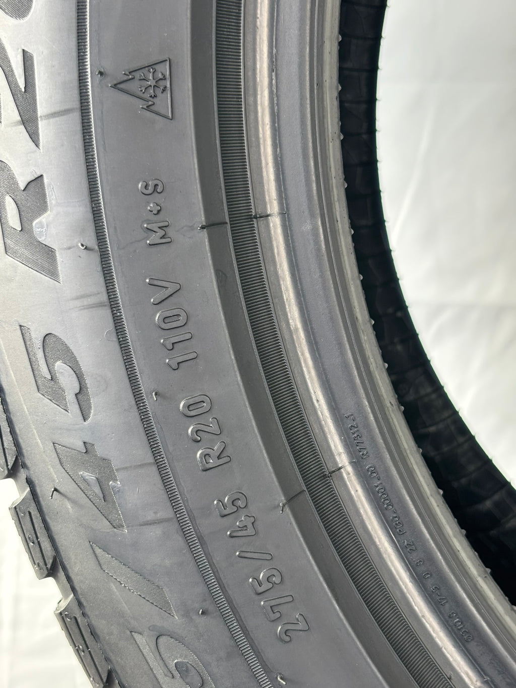 275/45 R20 110V Pirelli Scorpion Winter M+S RFT