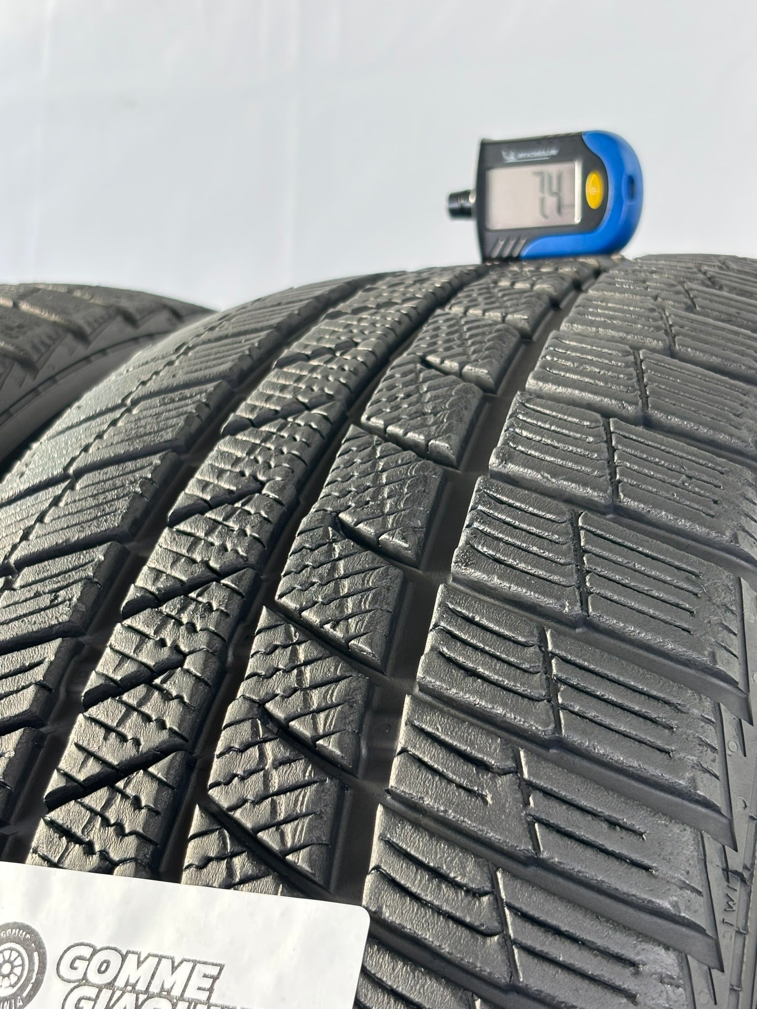 245/45 R19 102V XL Barum Polaris 5 M+S