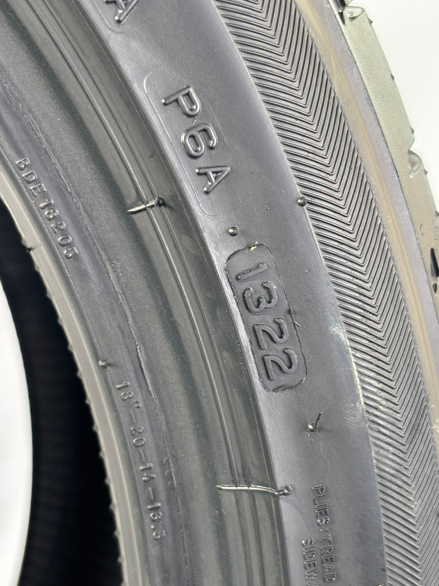 255/40 R18 95Y Bridgestone Aleanza S001 RSC