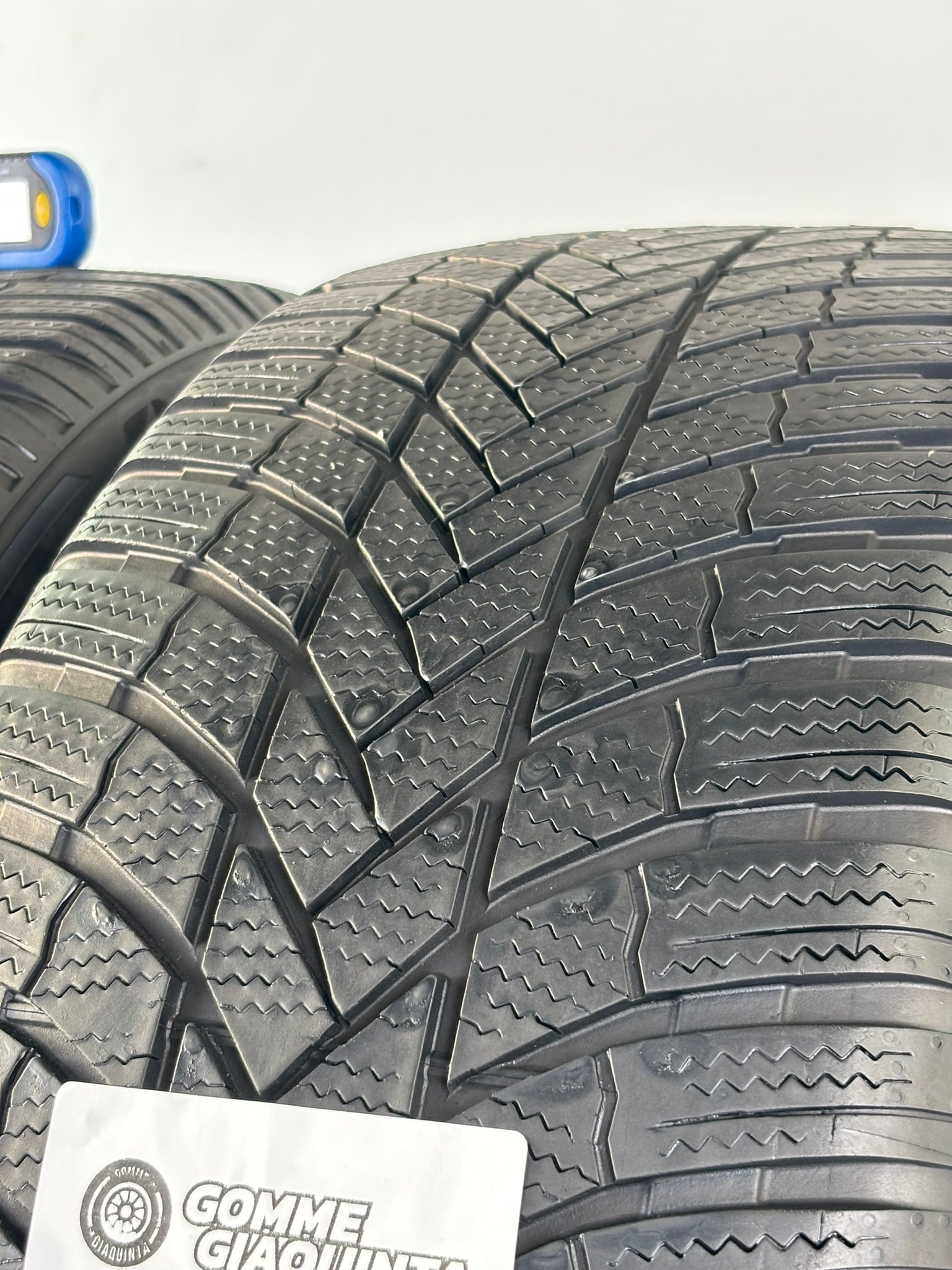 255/50 R19 107V Bridgestone Blizzak Lm005 M+S
