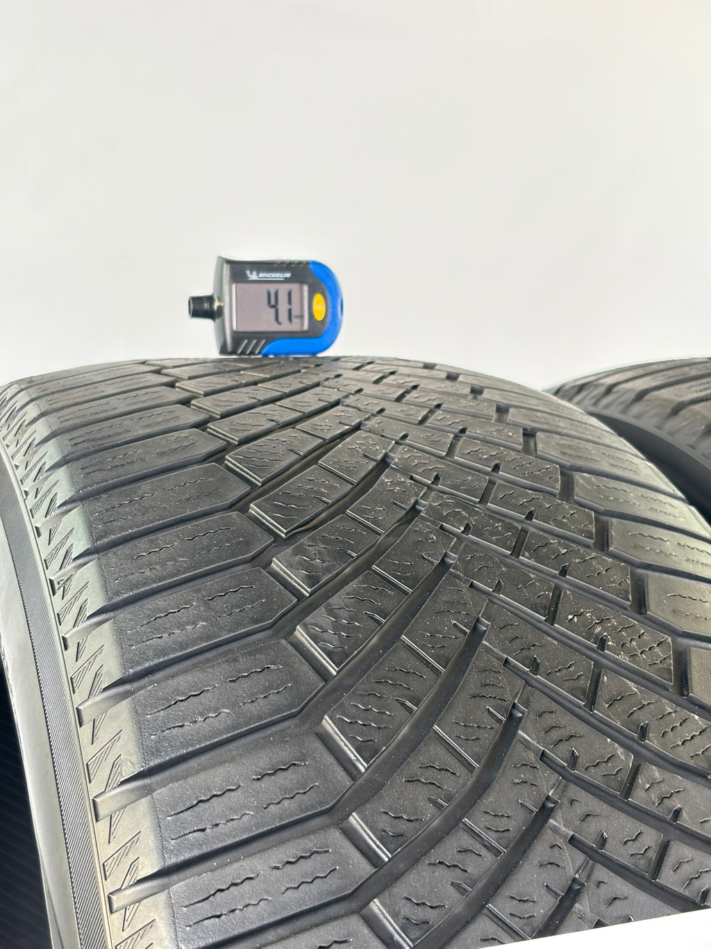 265/45 R20 108V XL Yokohama Bluearth M+S
