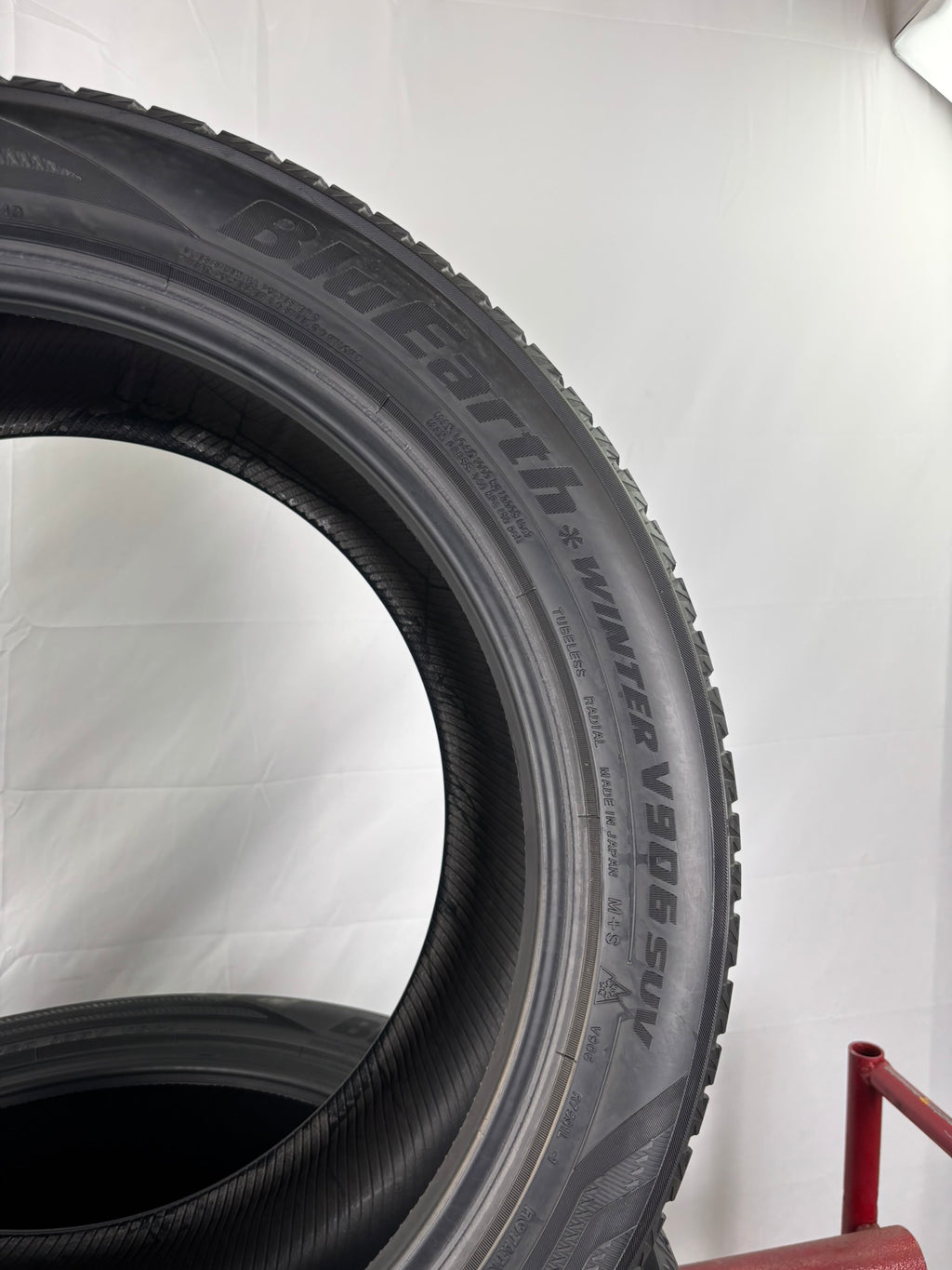 265/45 R20 108V XL Yokohama Bluearth M+S