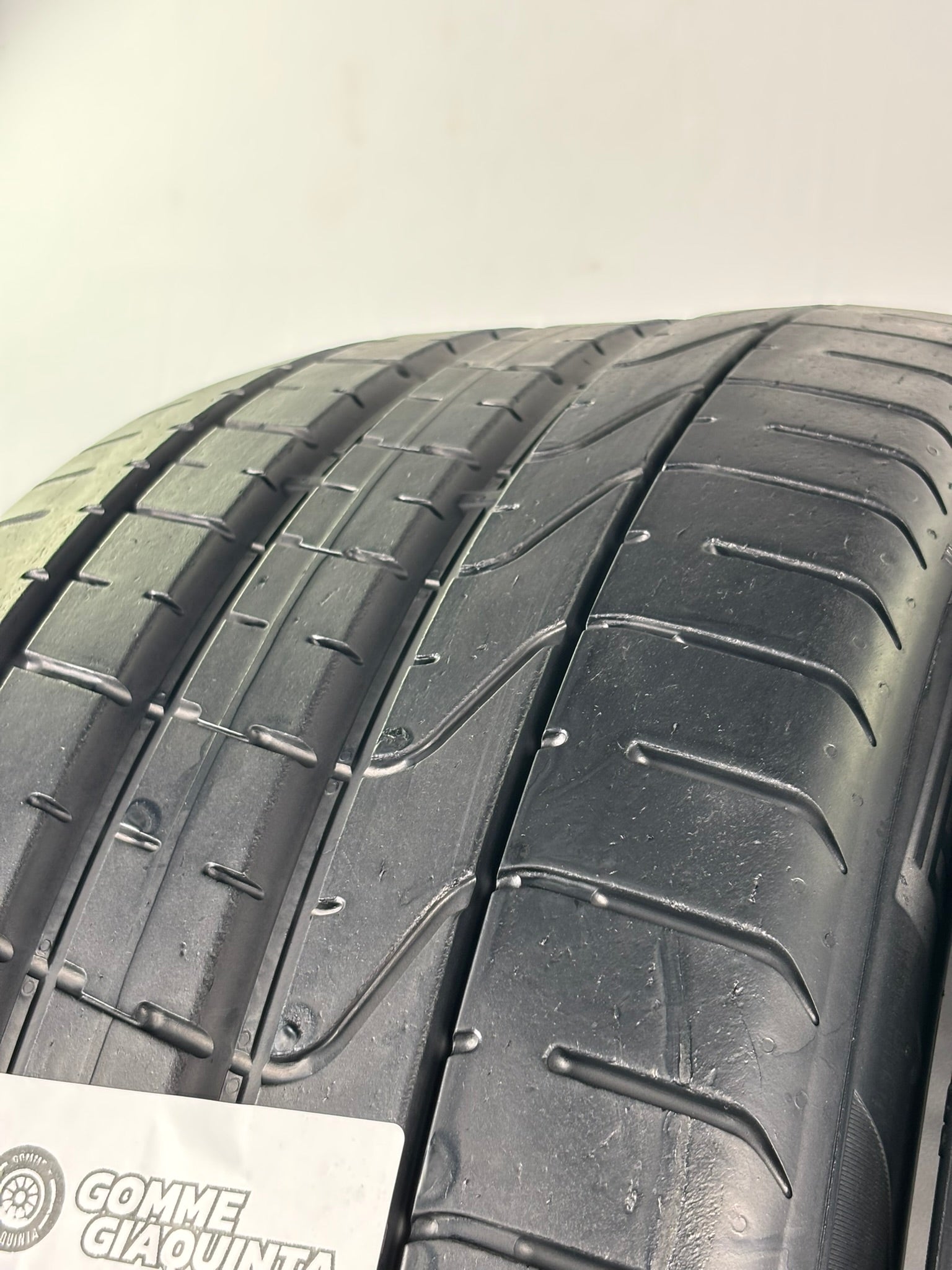 285/35 R22 106Y Pirelli Pzero NO