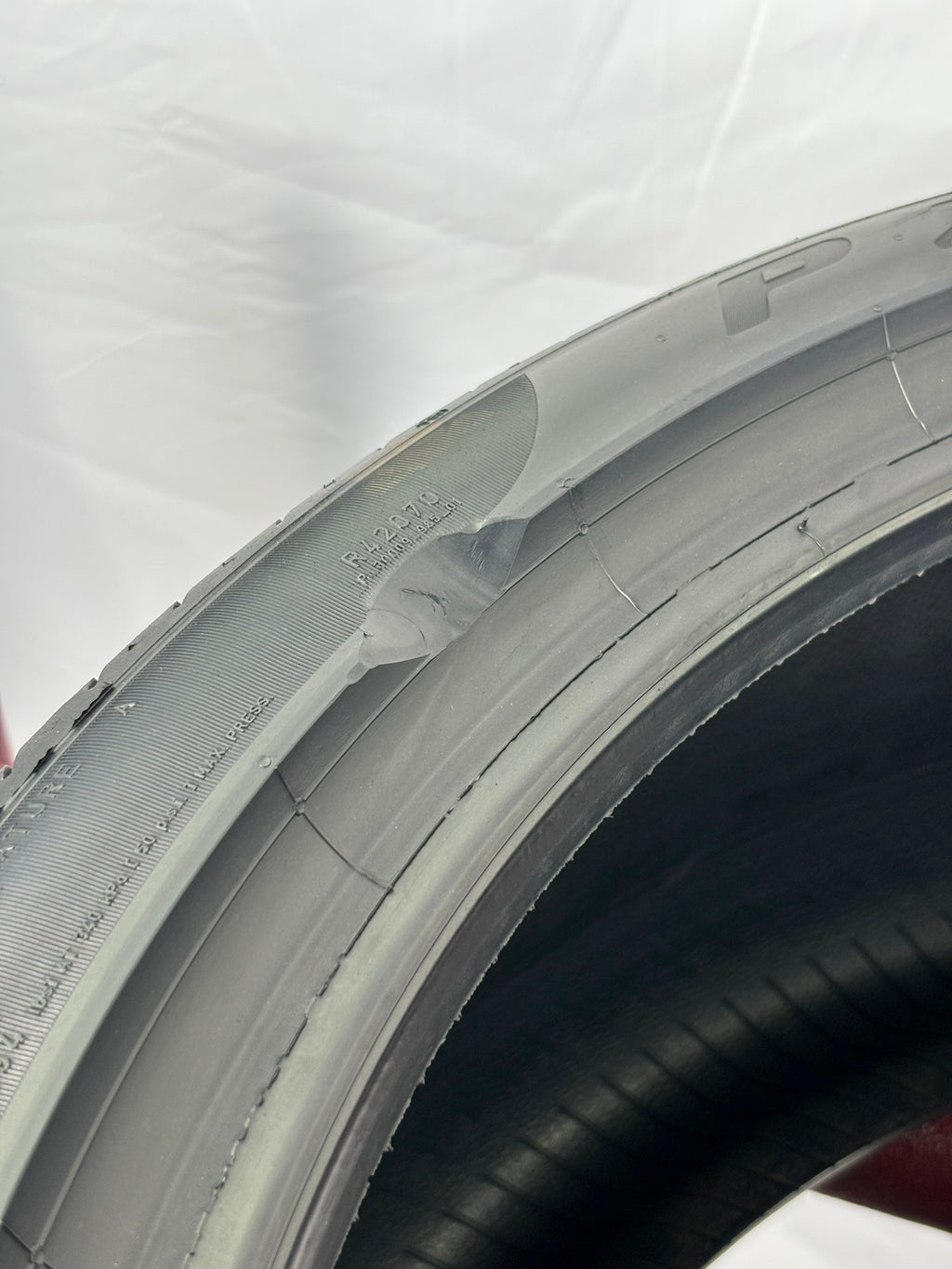 285/35 R22 106Y Pirelli Pzero NO