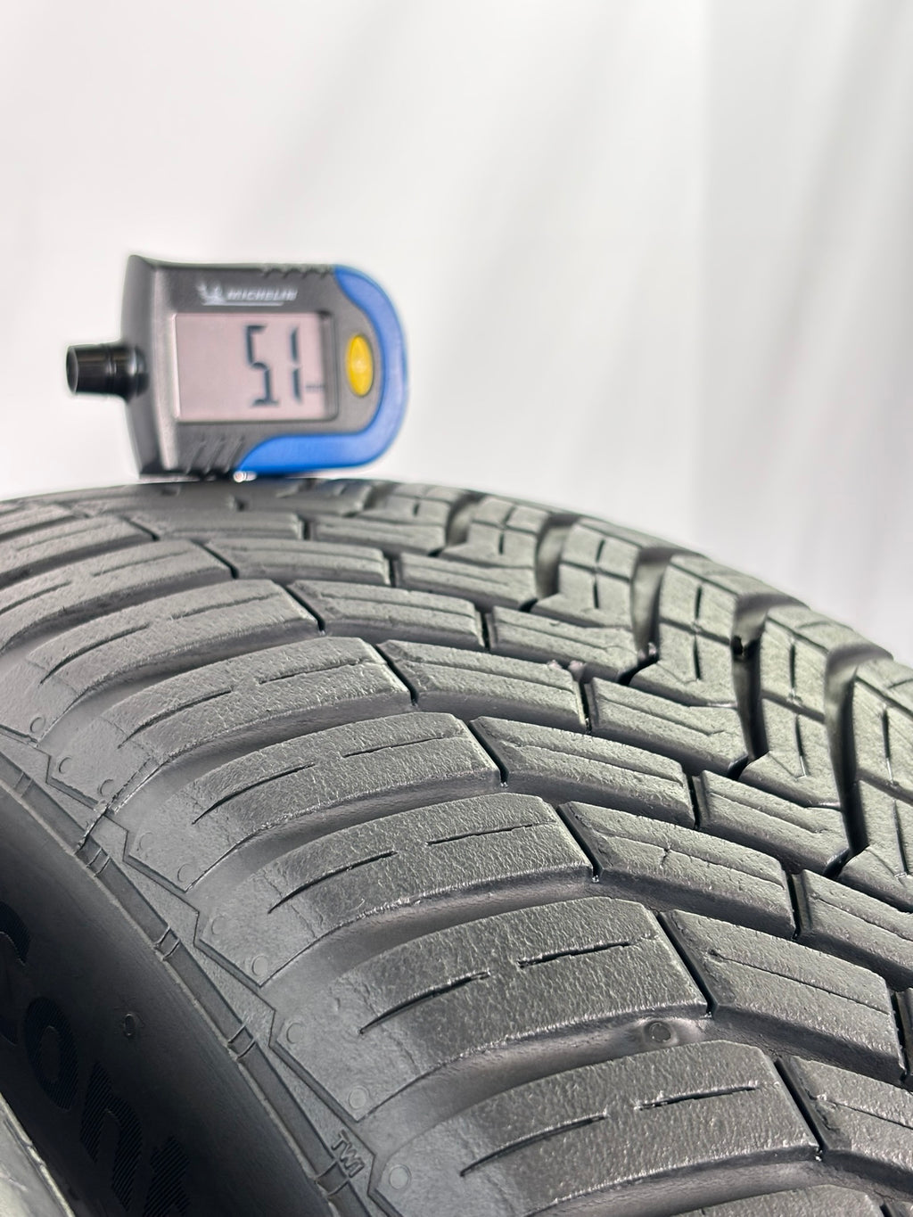 185/65 R15 92T XL Continental All Season Contact M+S