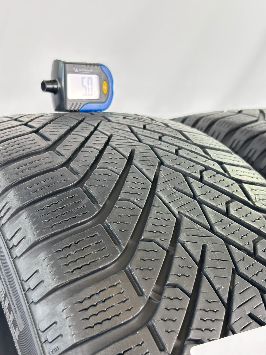 225/45 R17 94V Pirelli Cinturato Winter2