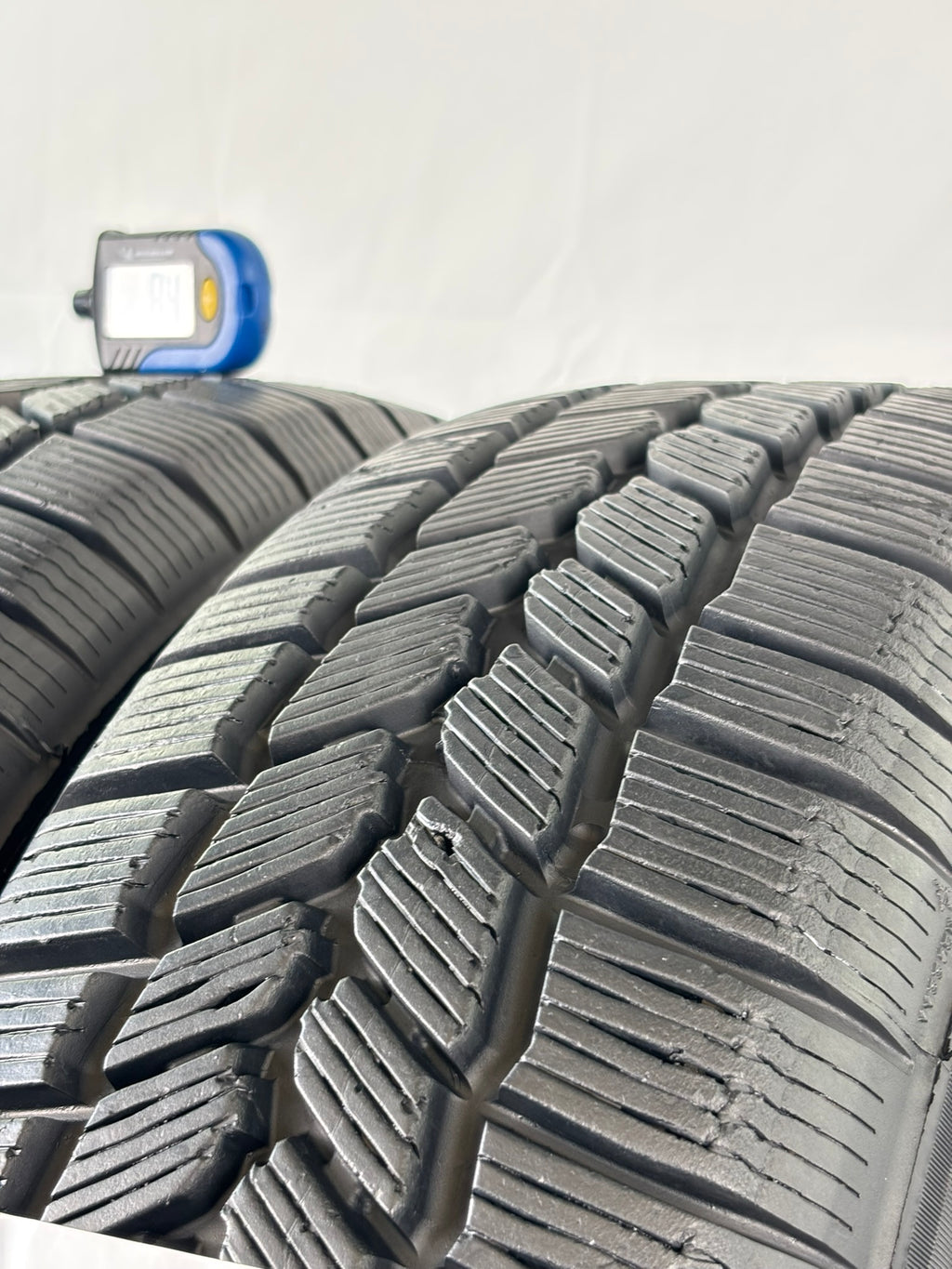 205/65 15C 102T Michelin Agilis 51 Snow-Ice M+S