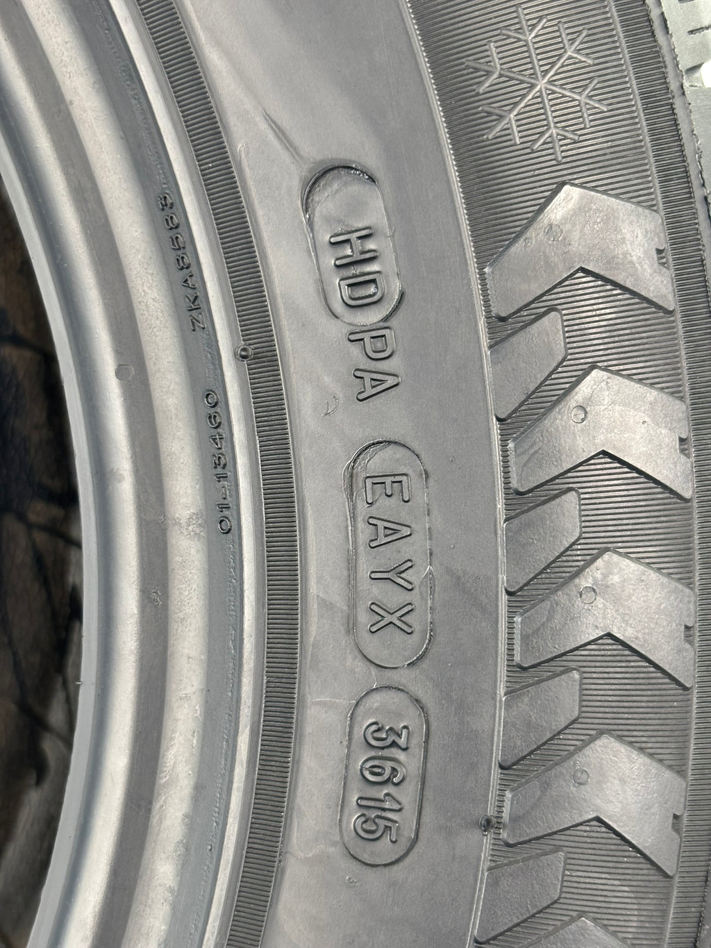205/65 15C 102T Michelin Agilis 51 Snow-Ice M+S