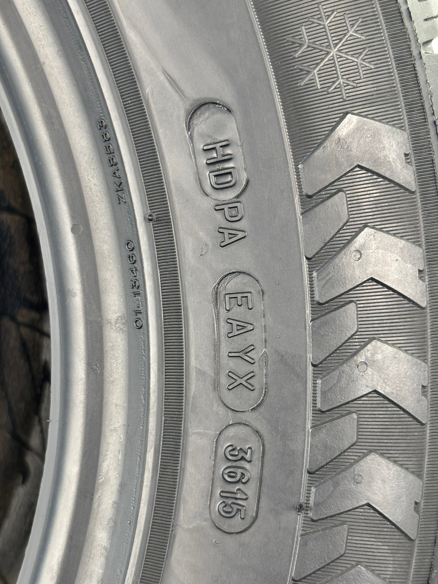 205/65 15C 102T Michelin Agilis 51 Snow-Ice M+S
